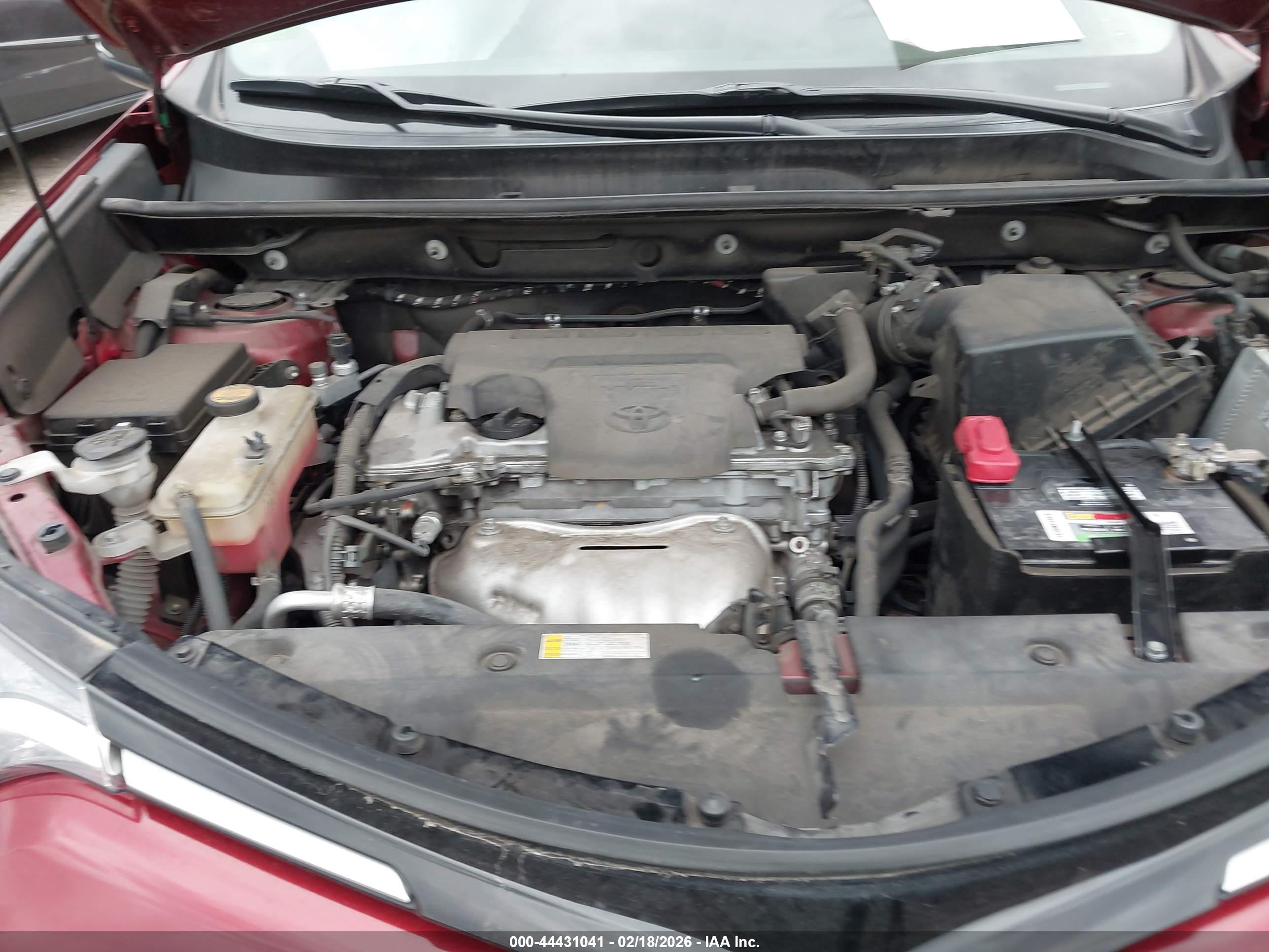 TOYOTA RAV4 image 10