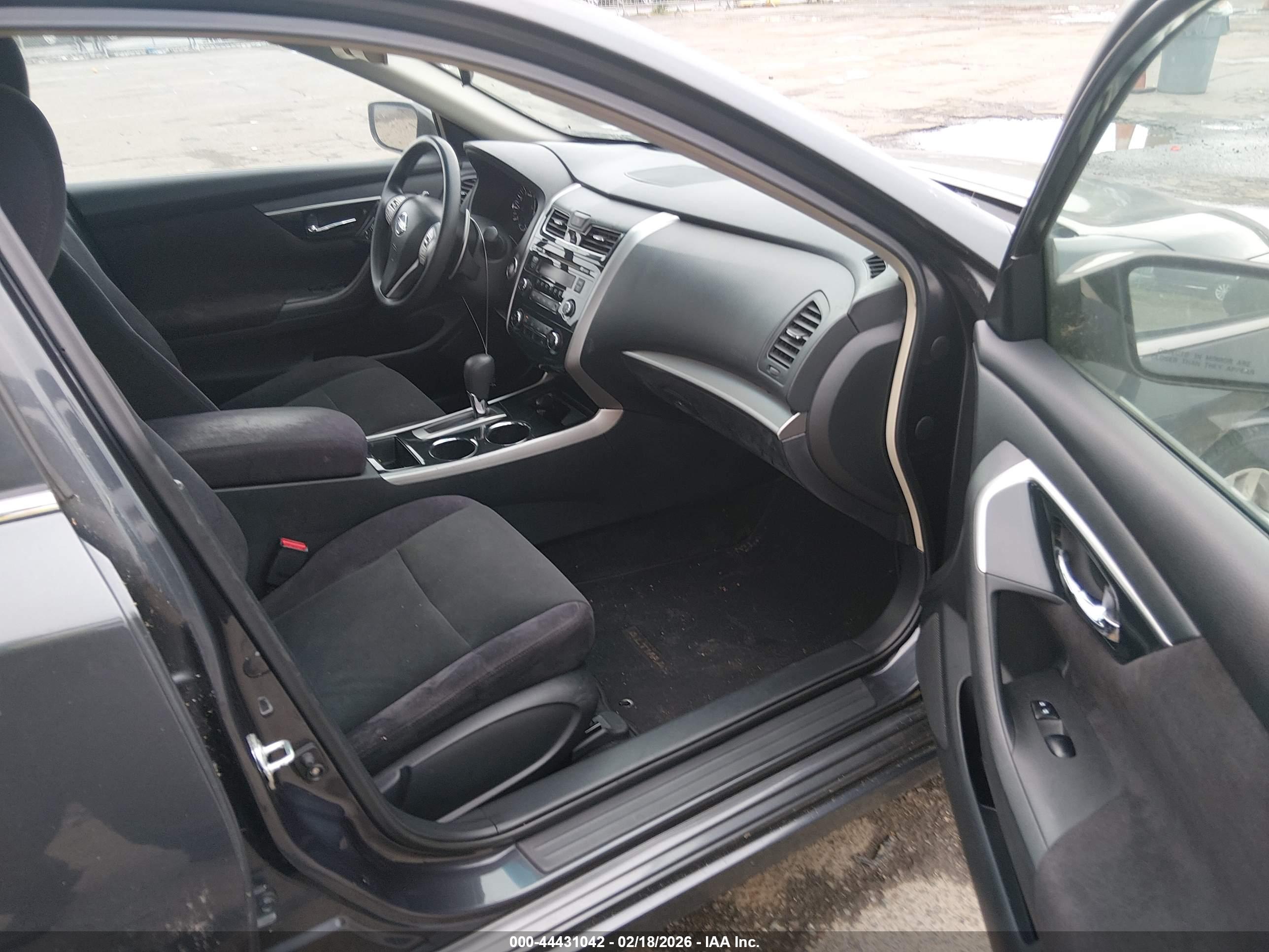 NISSAN ALTIMA image 5