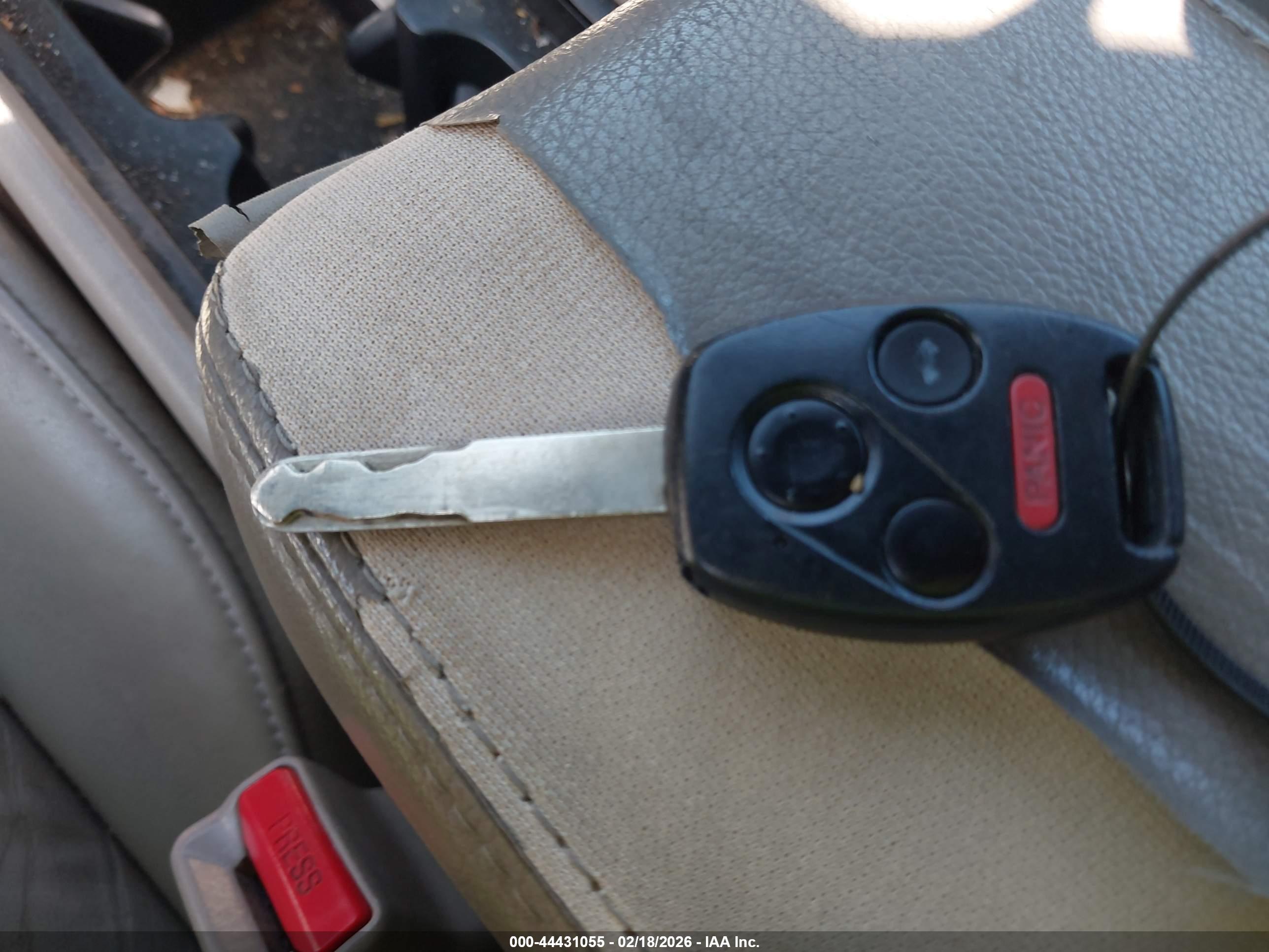 HONDA CIVIC image 11