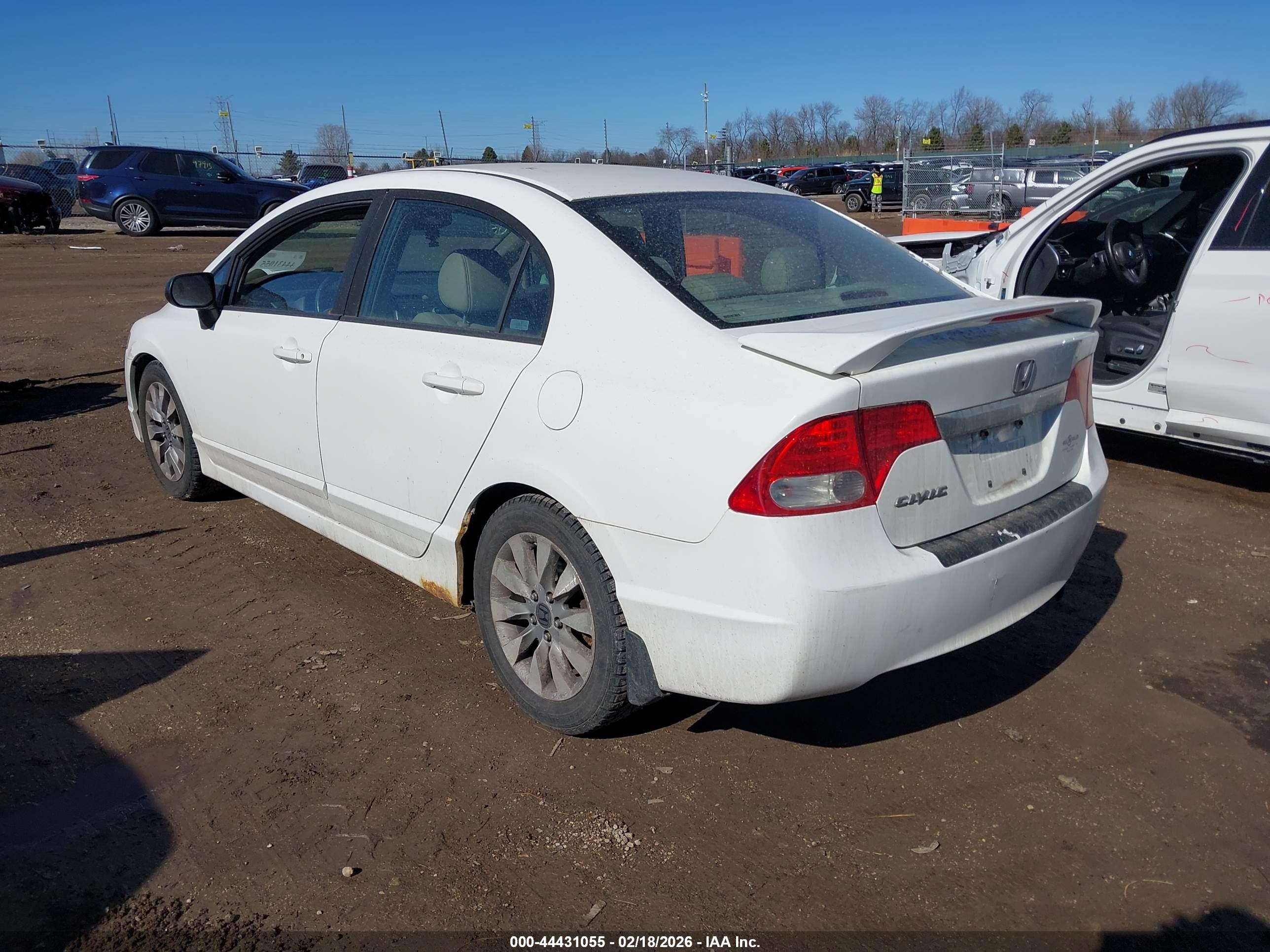 HONDA CIVIC image 3