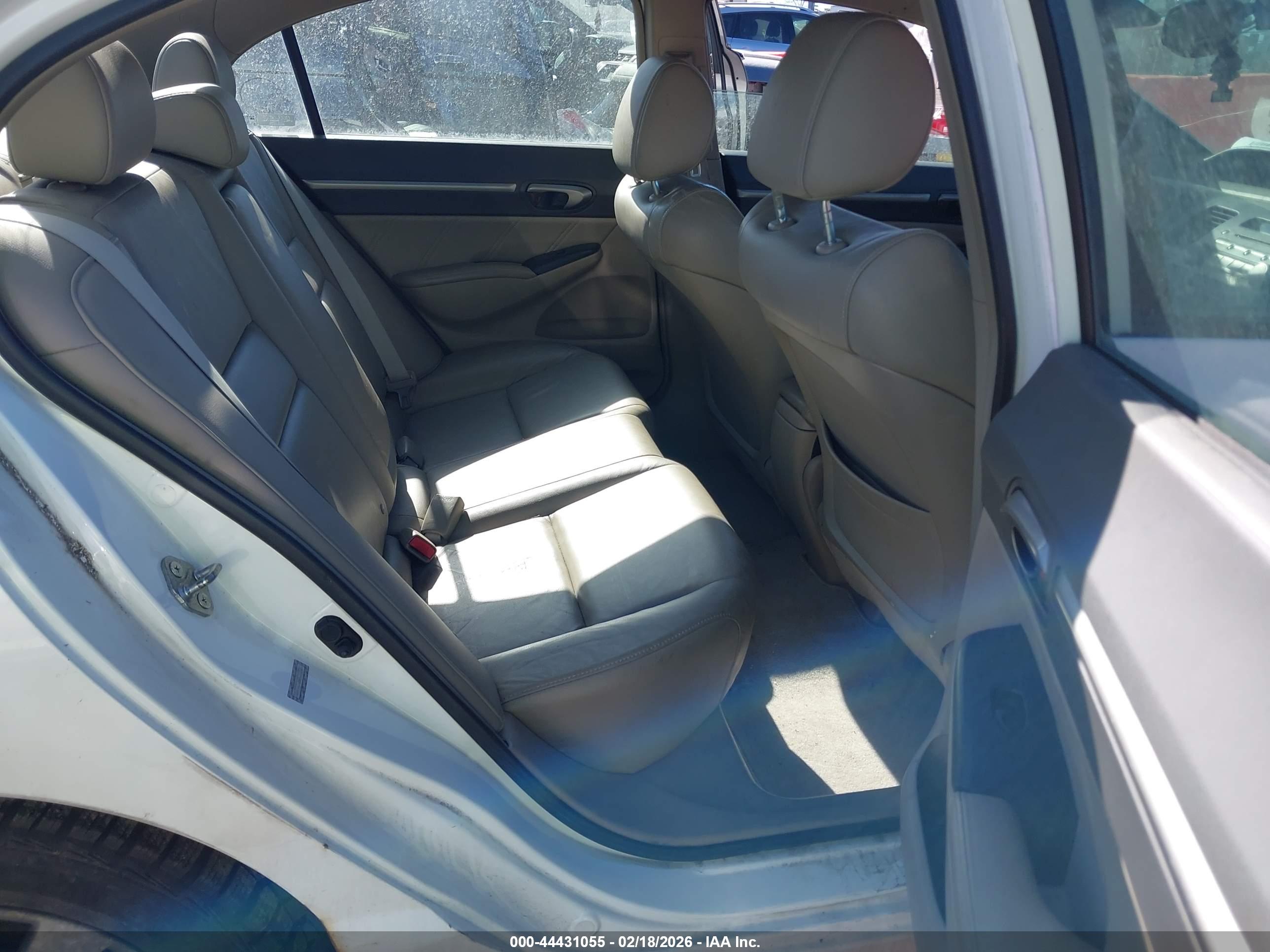 HONDA CIVIC image 8