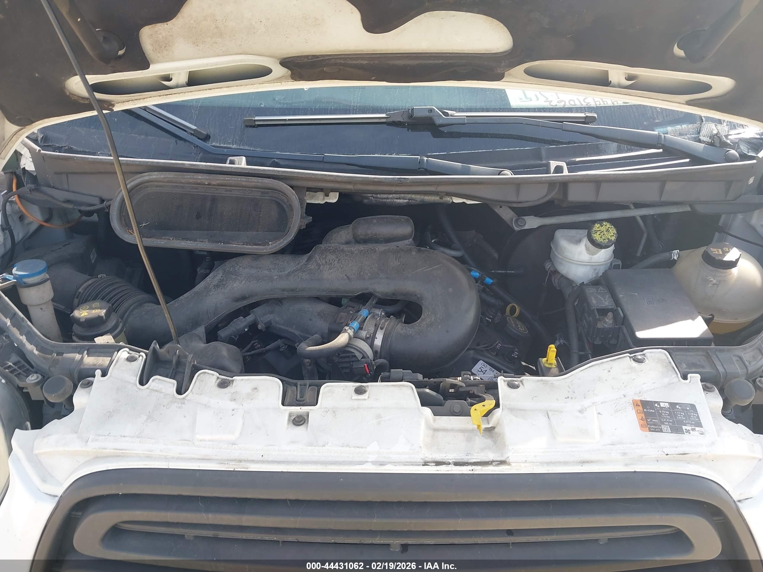 FORD TRANSIT-250 image 10