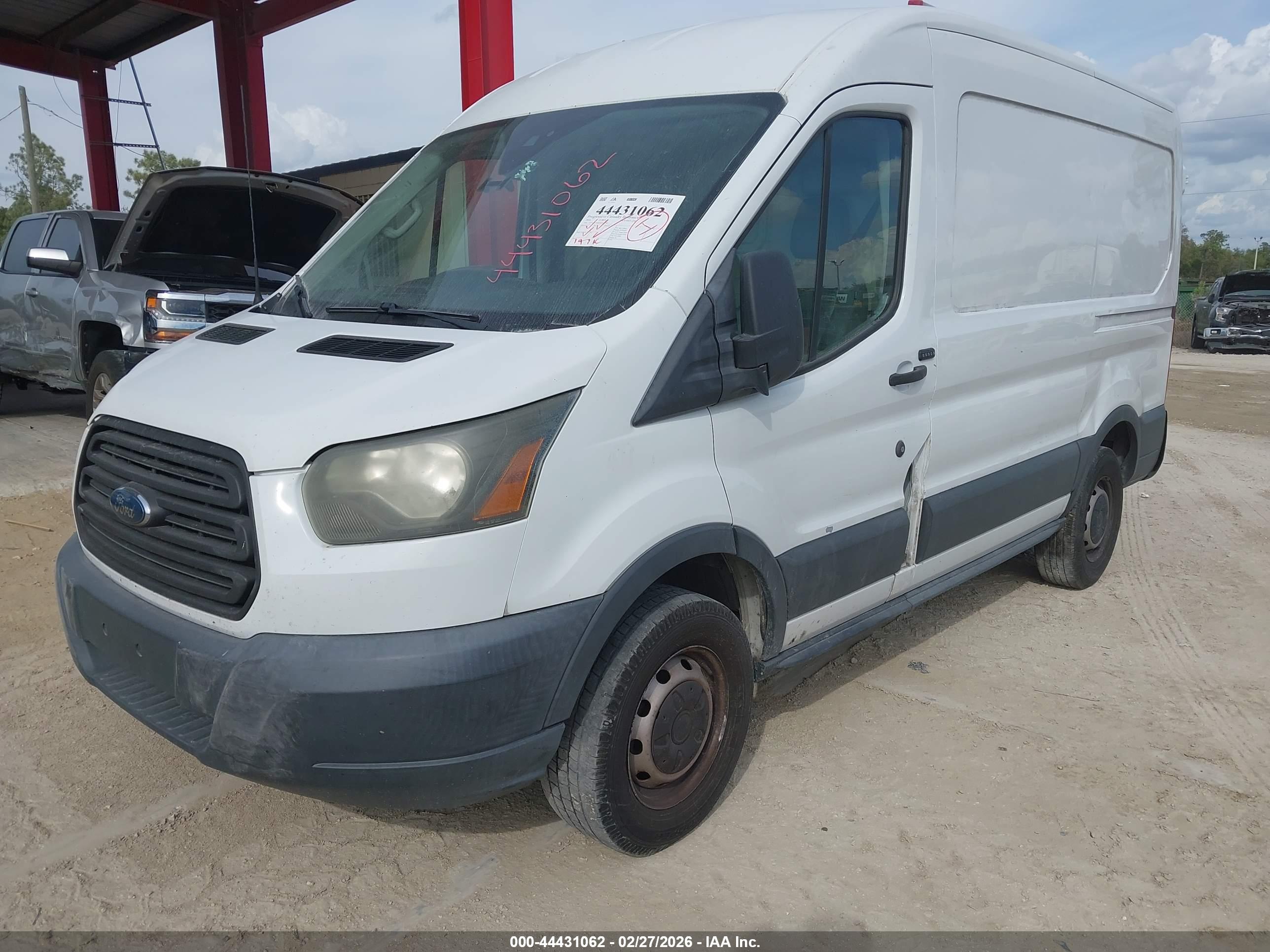 FORD TRANSIT-250 image 2