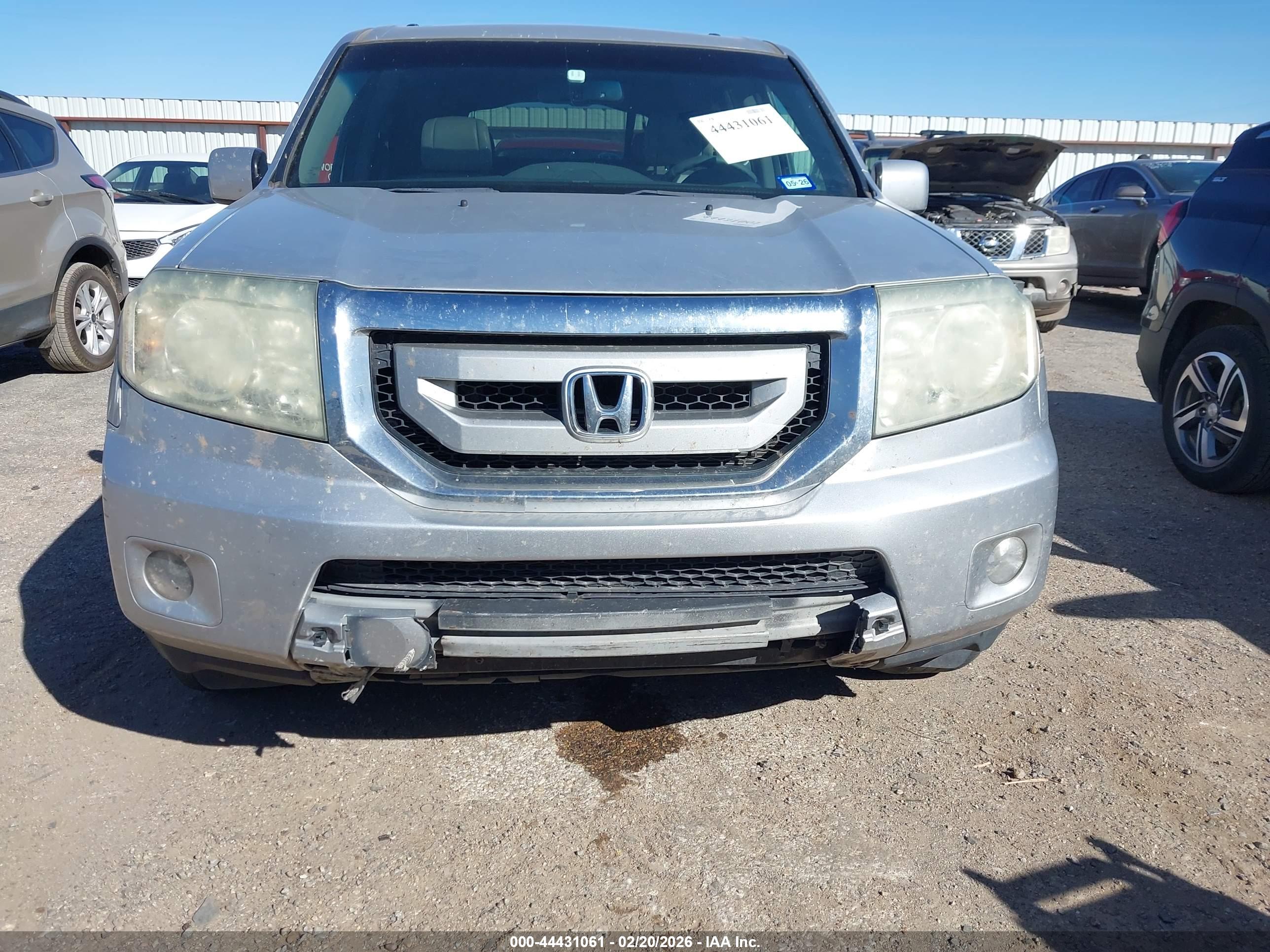 HONDA PILOT image 6