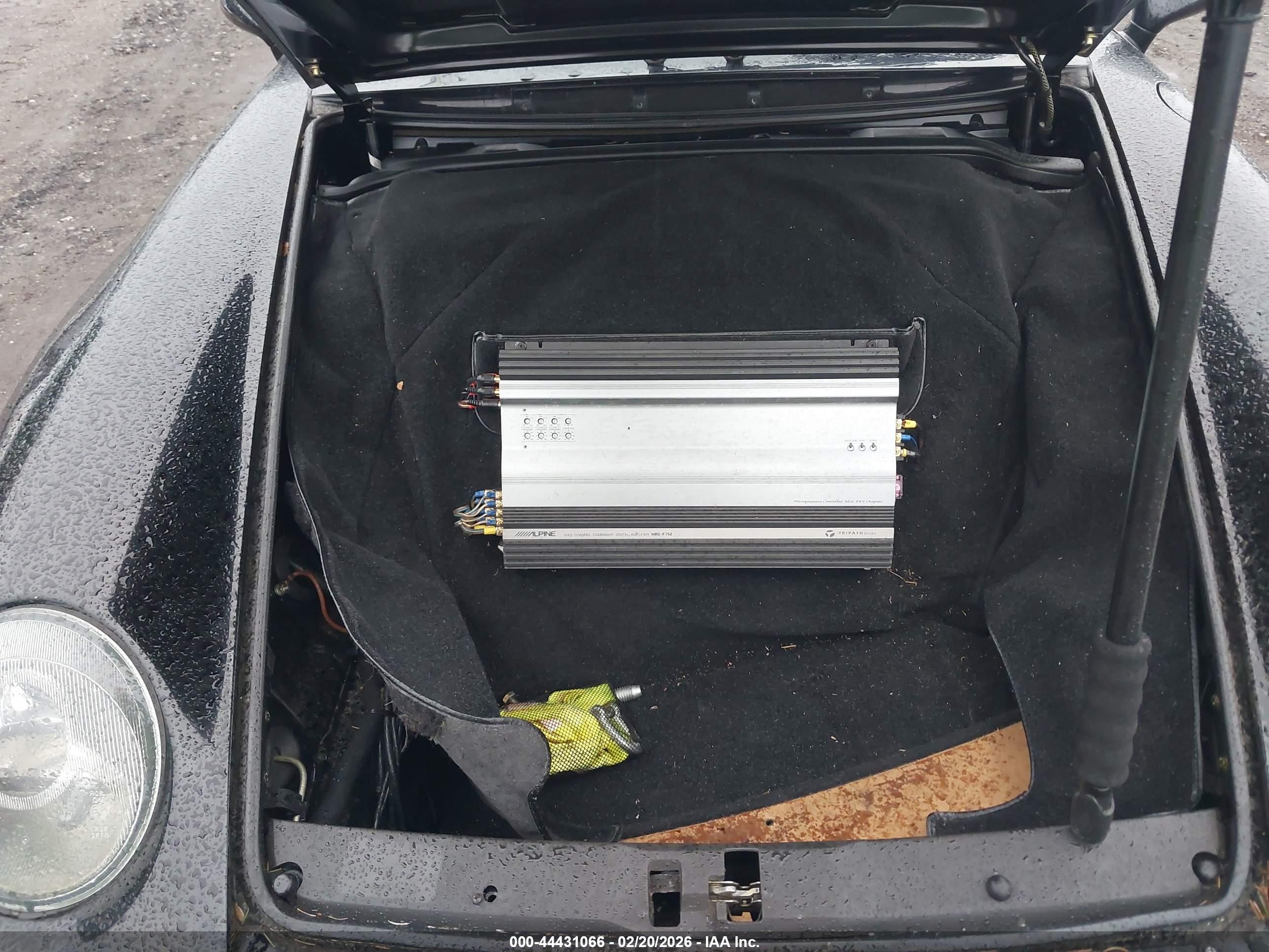PORSCHE 911 image 10