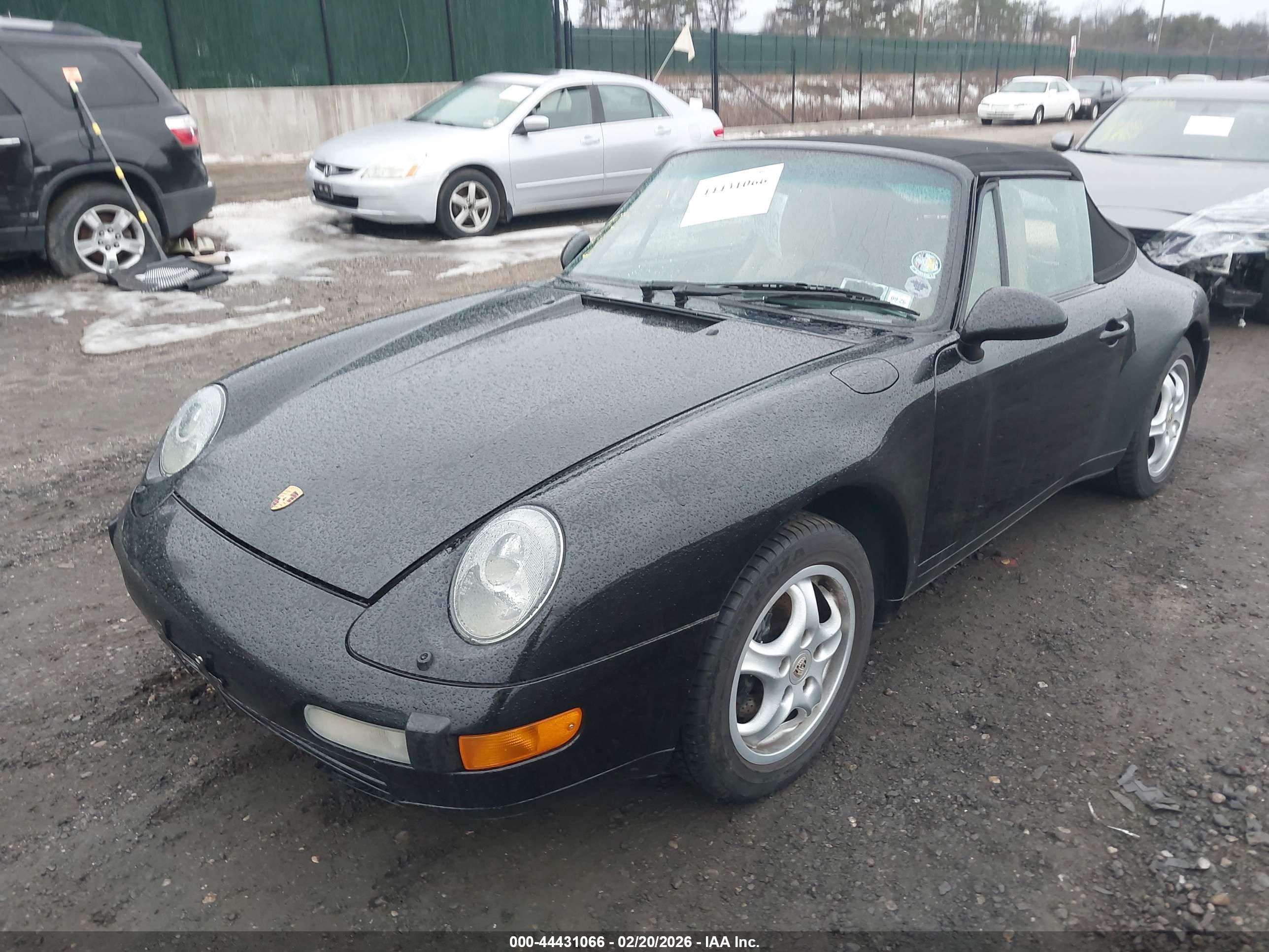 PORSCHE 911 image 2