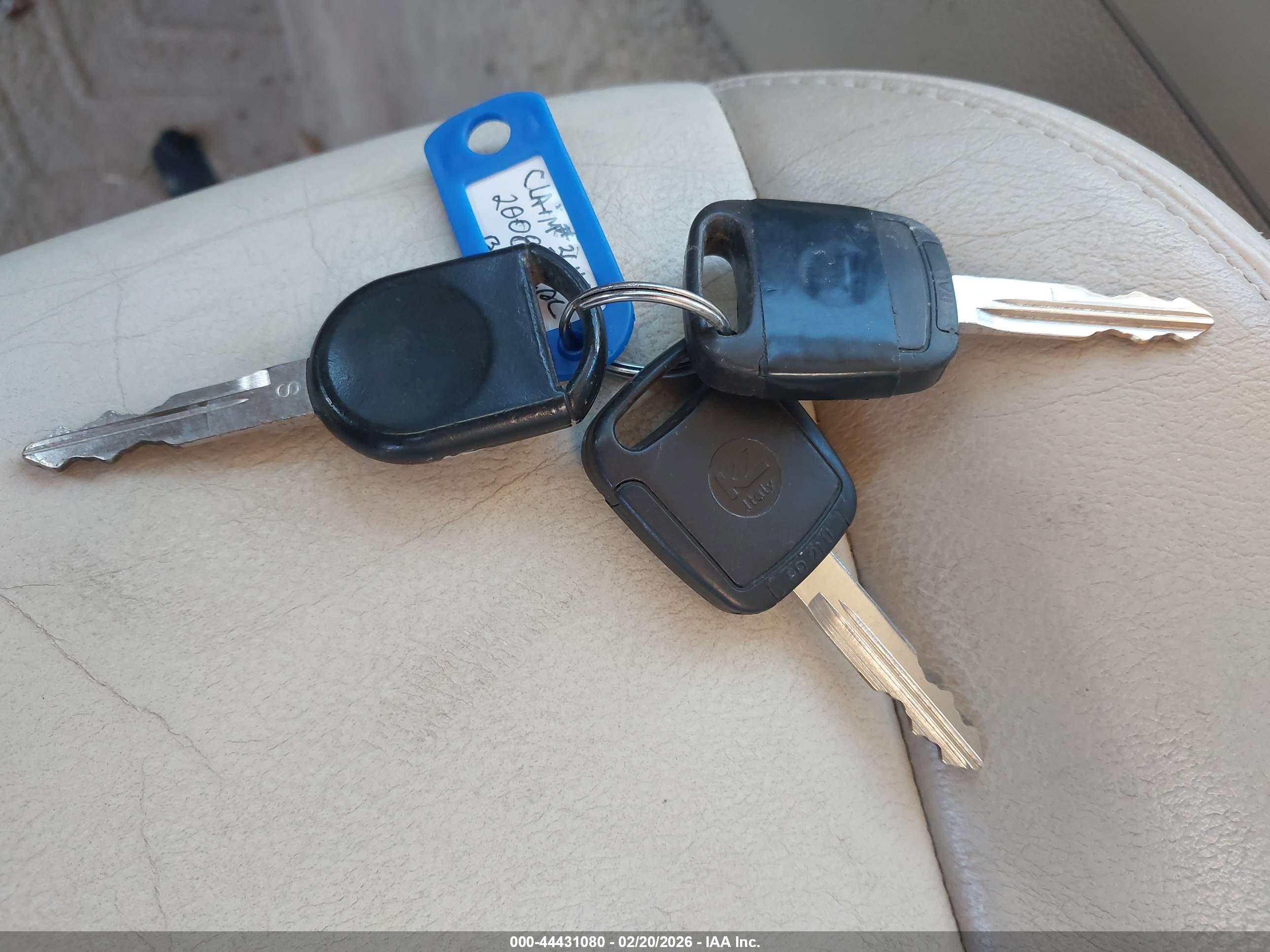 FORD EXPLORER image 11