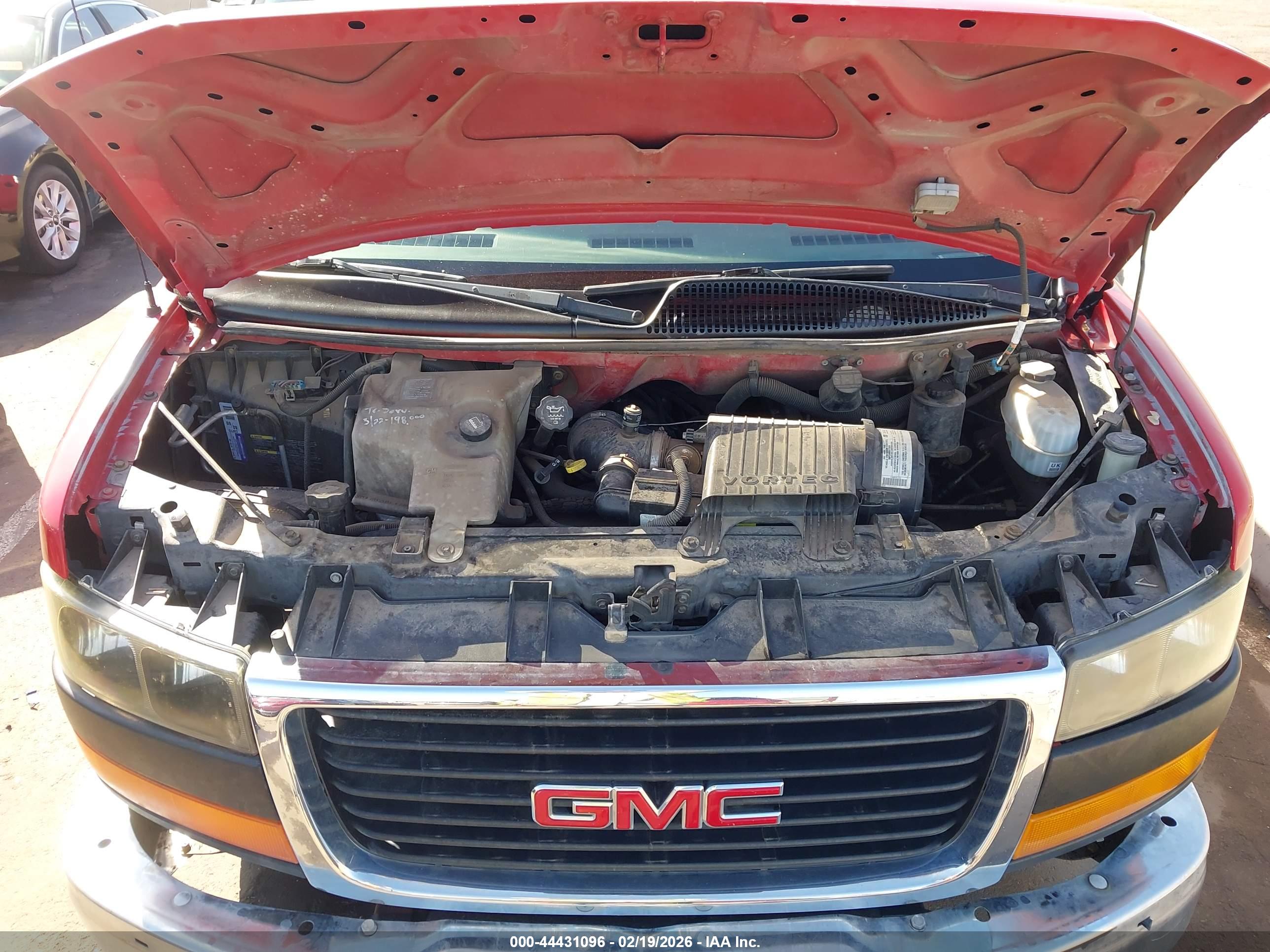 GMC SAVANA image 10