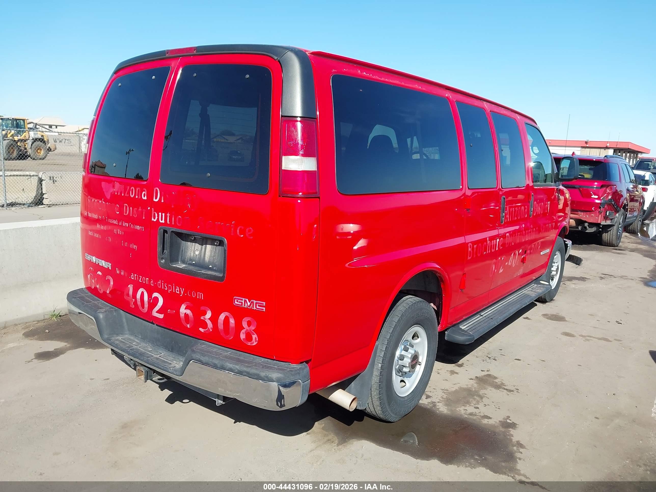 GMC SAVANA image 4
