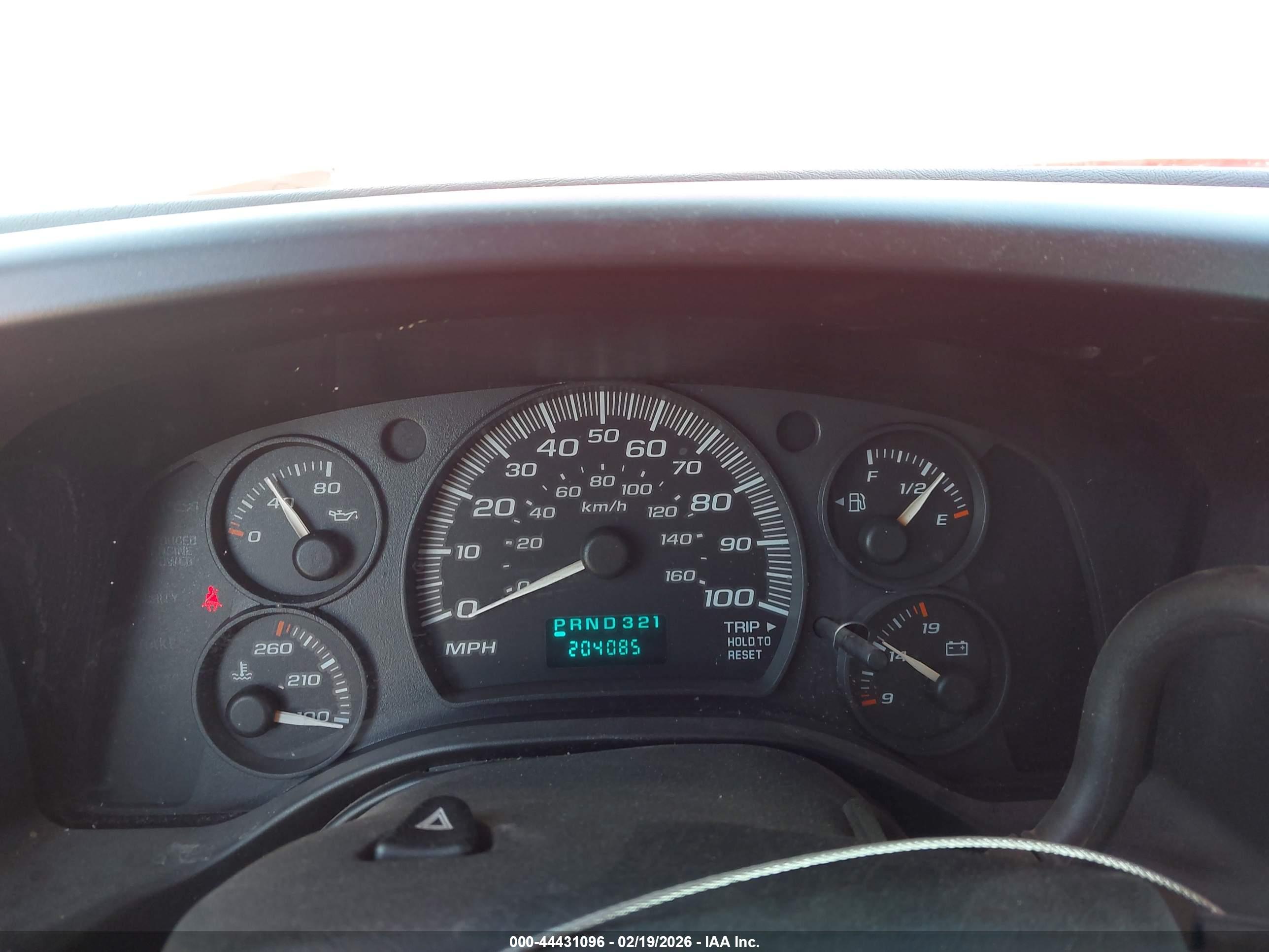 GMC SAVANA image 7