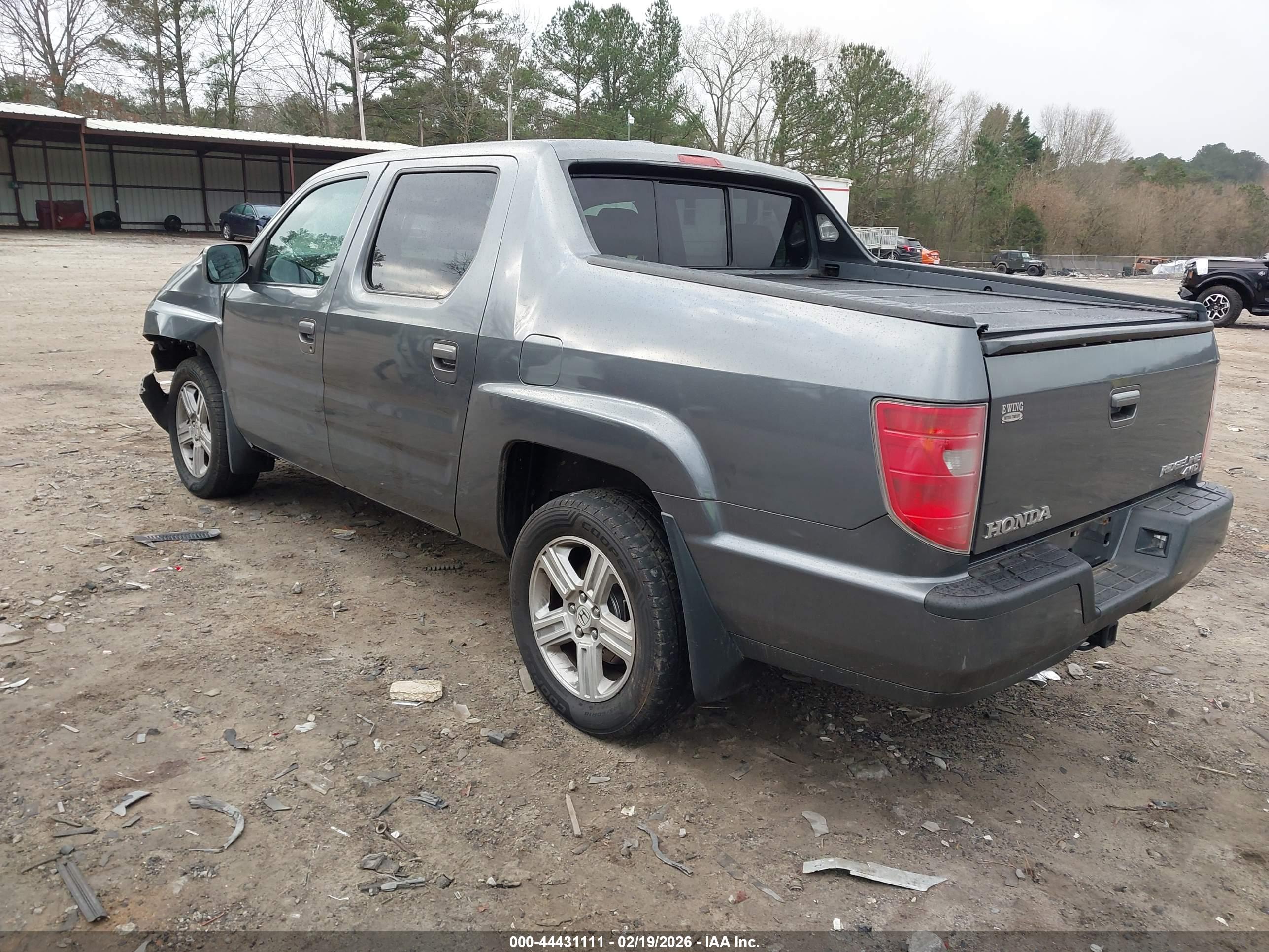 HONDA RIDGELINE image 3