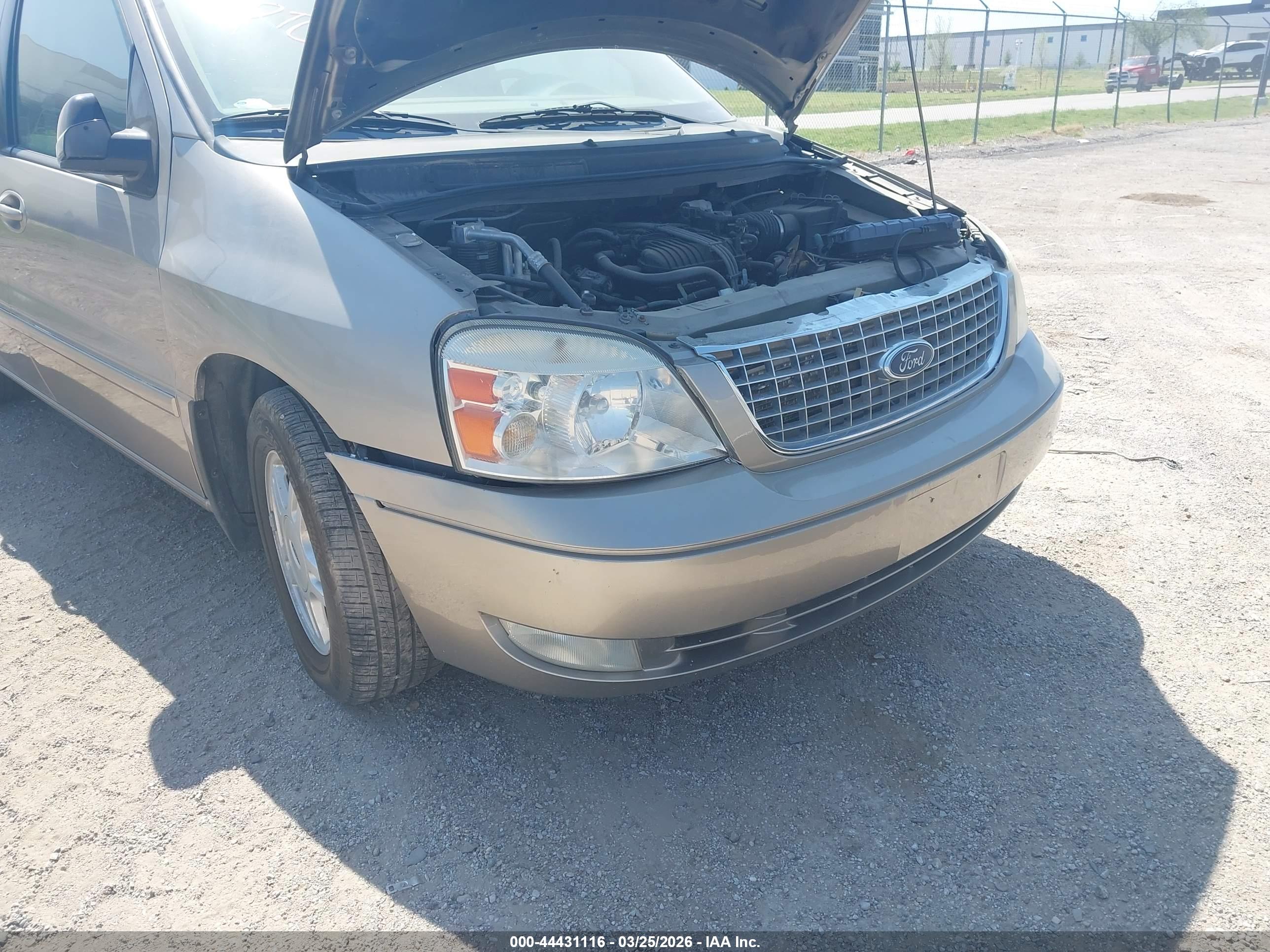 FORD FREESTAR image 6