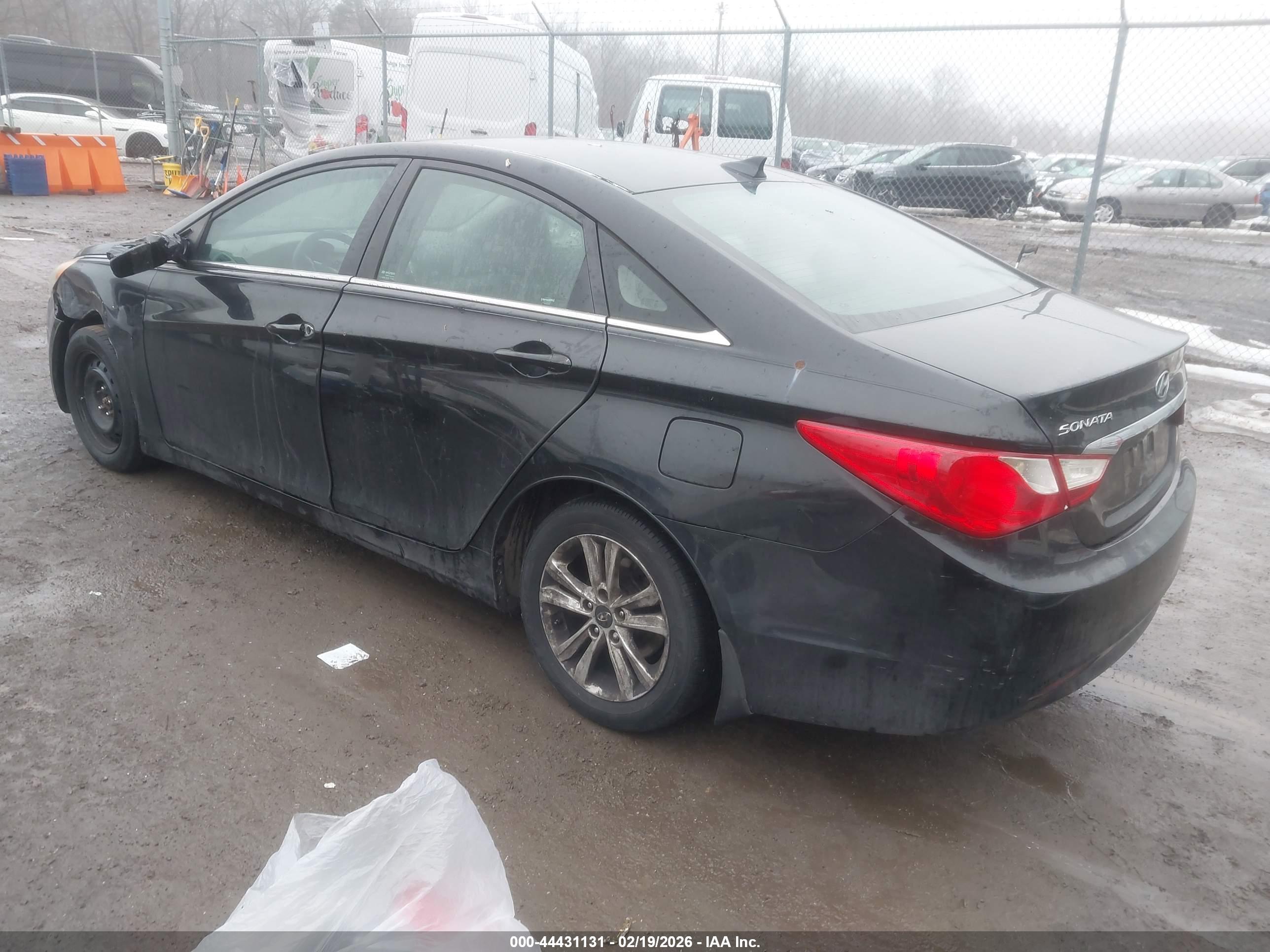 HYUNDAI SONATA image 3