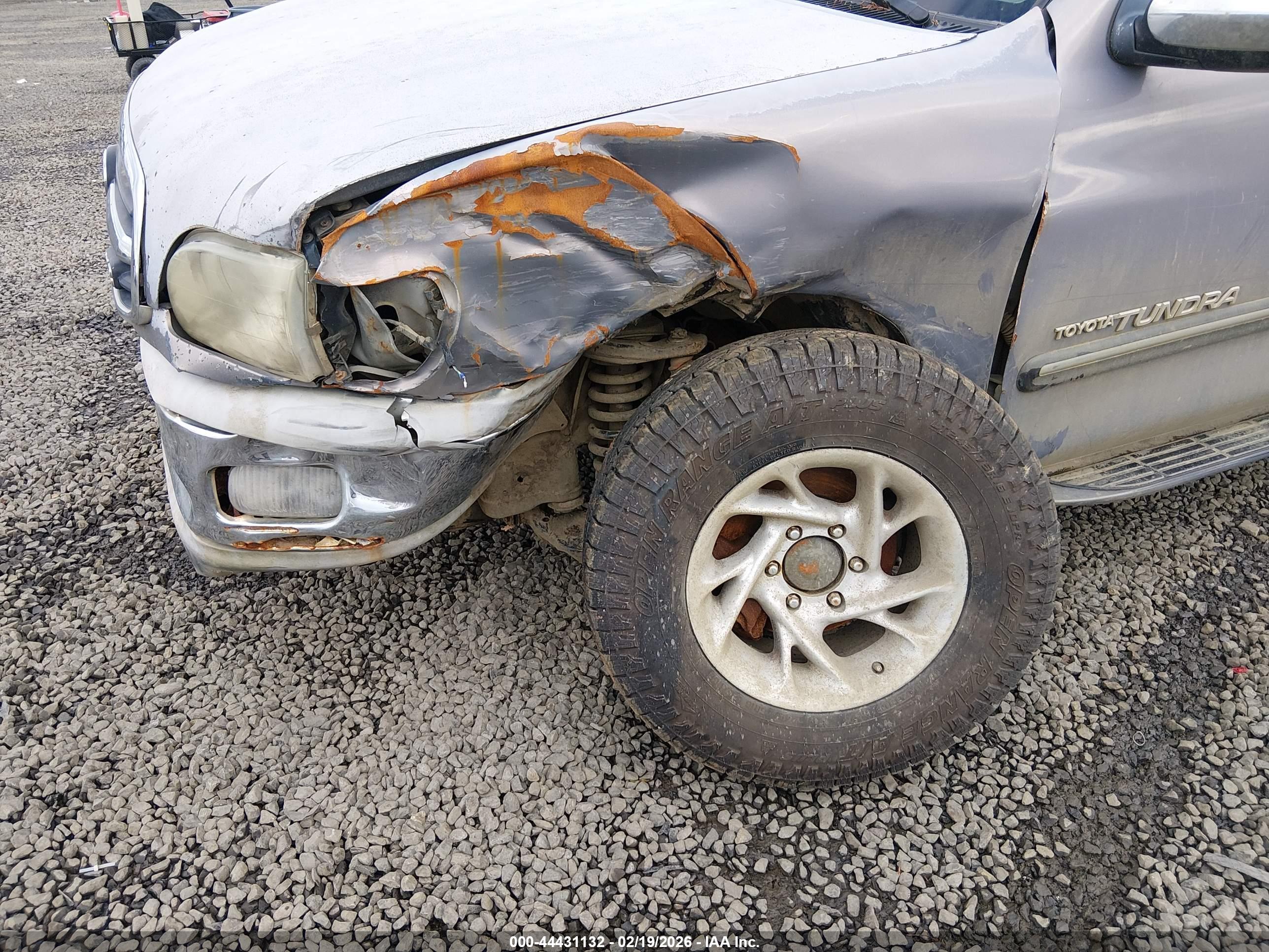 TOYOTA TUNDRA image 6