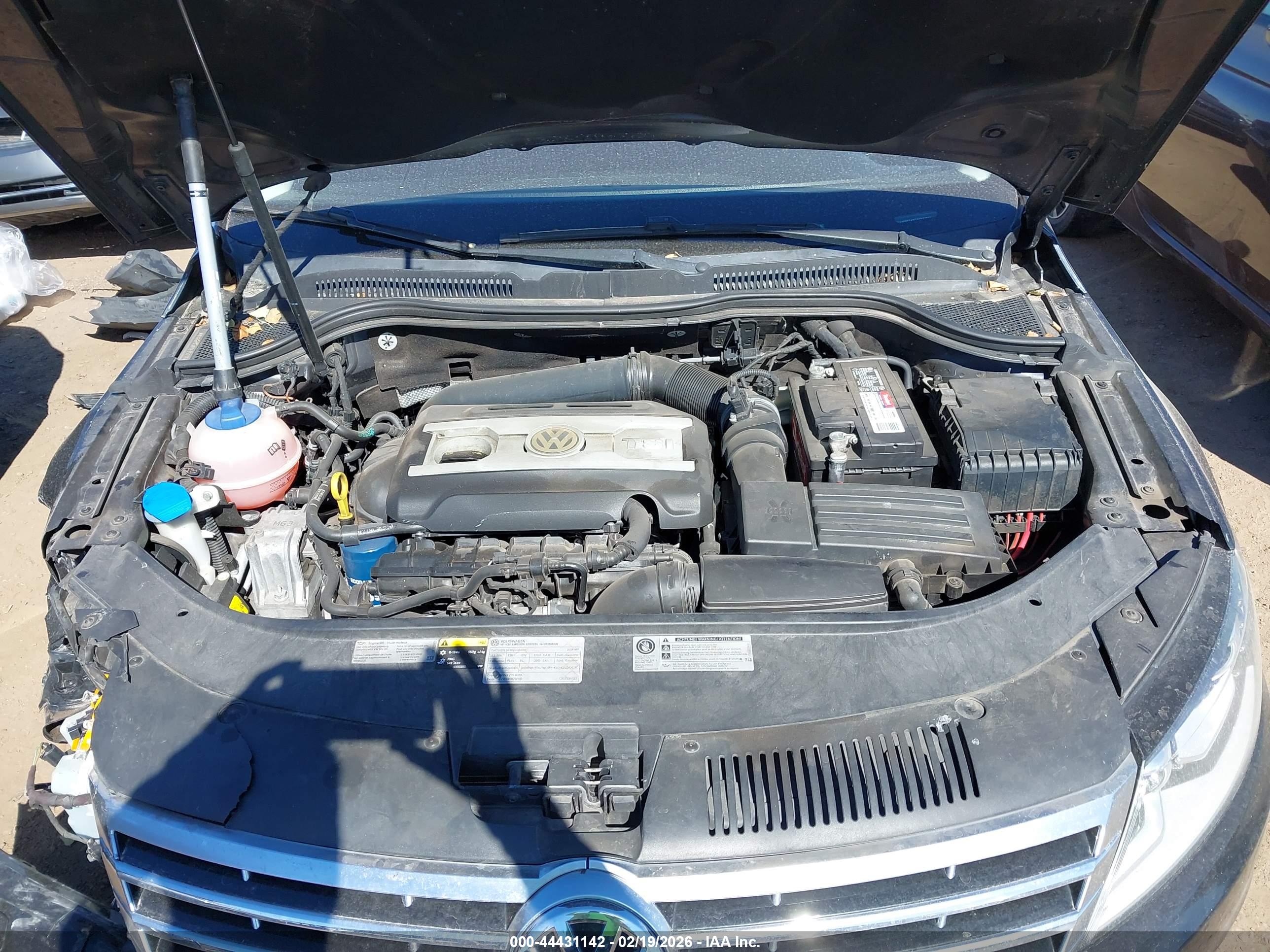 VOLKSWAGEN CC image 10
