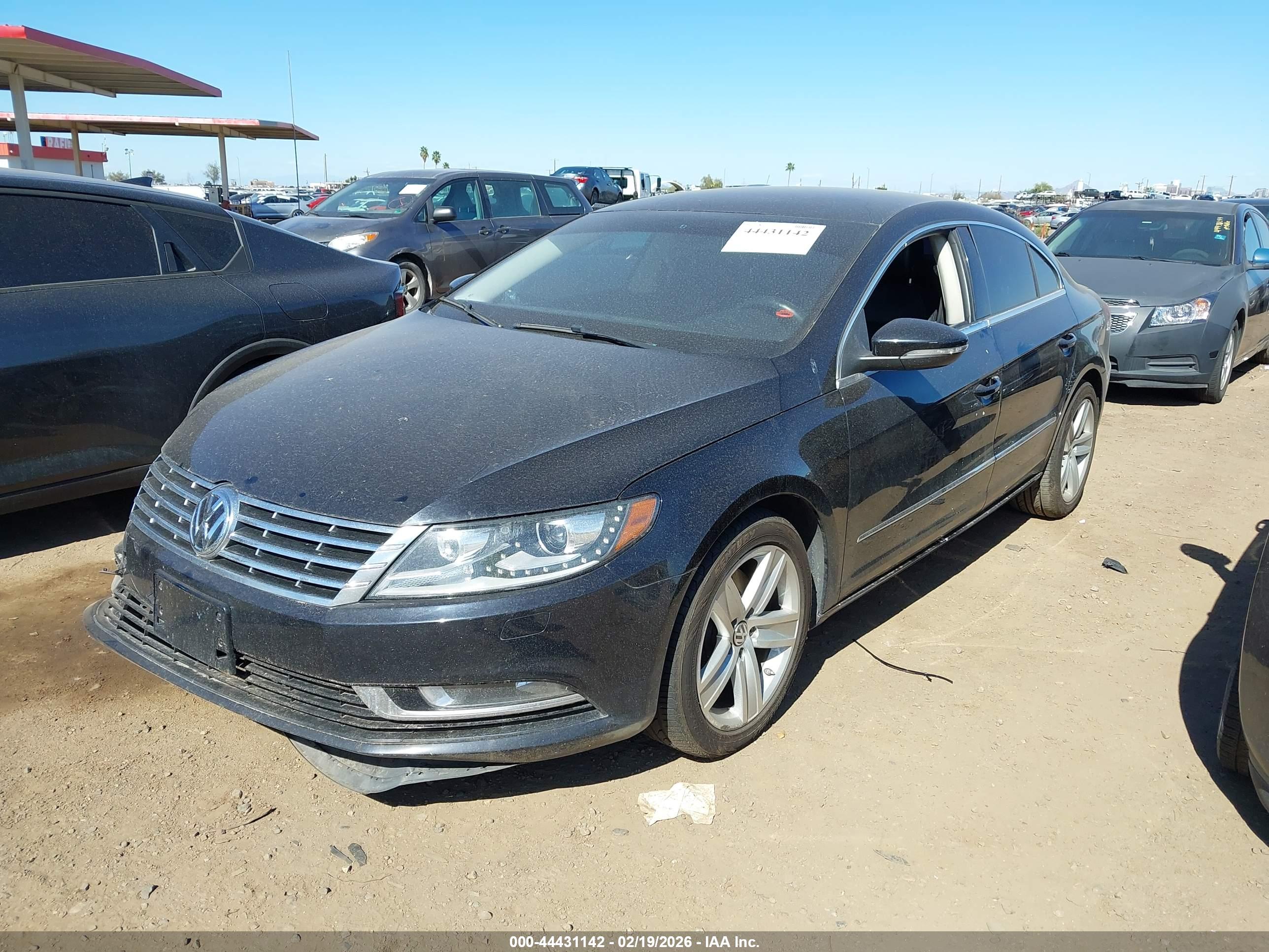 VOLKSWAGEN CC image 2