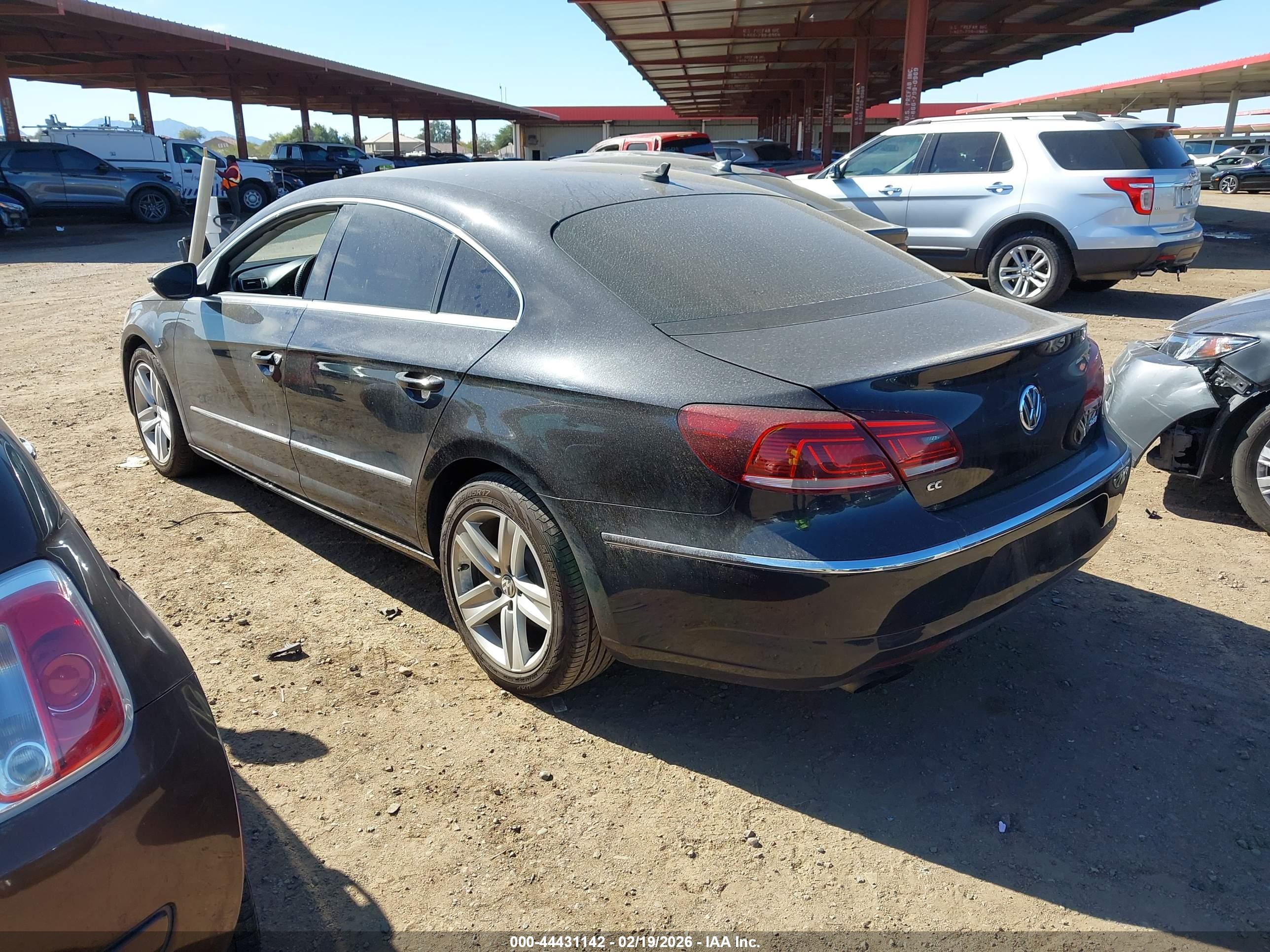 VOLKSWAGEN CC image 3