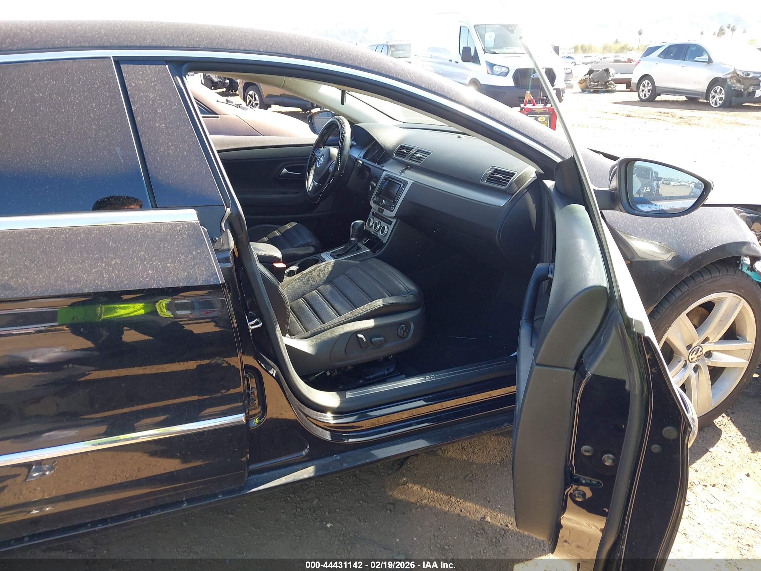 VOLKSWAGEN CC image 5