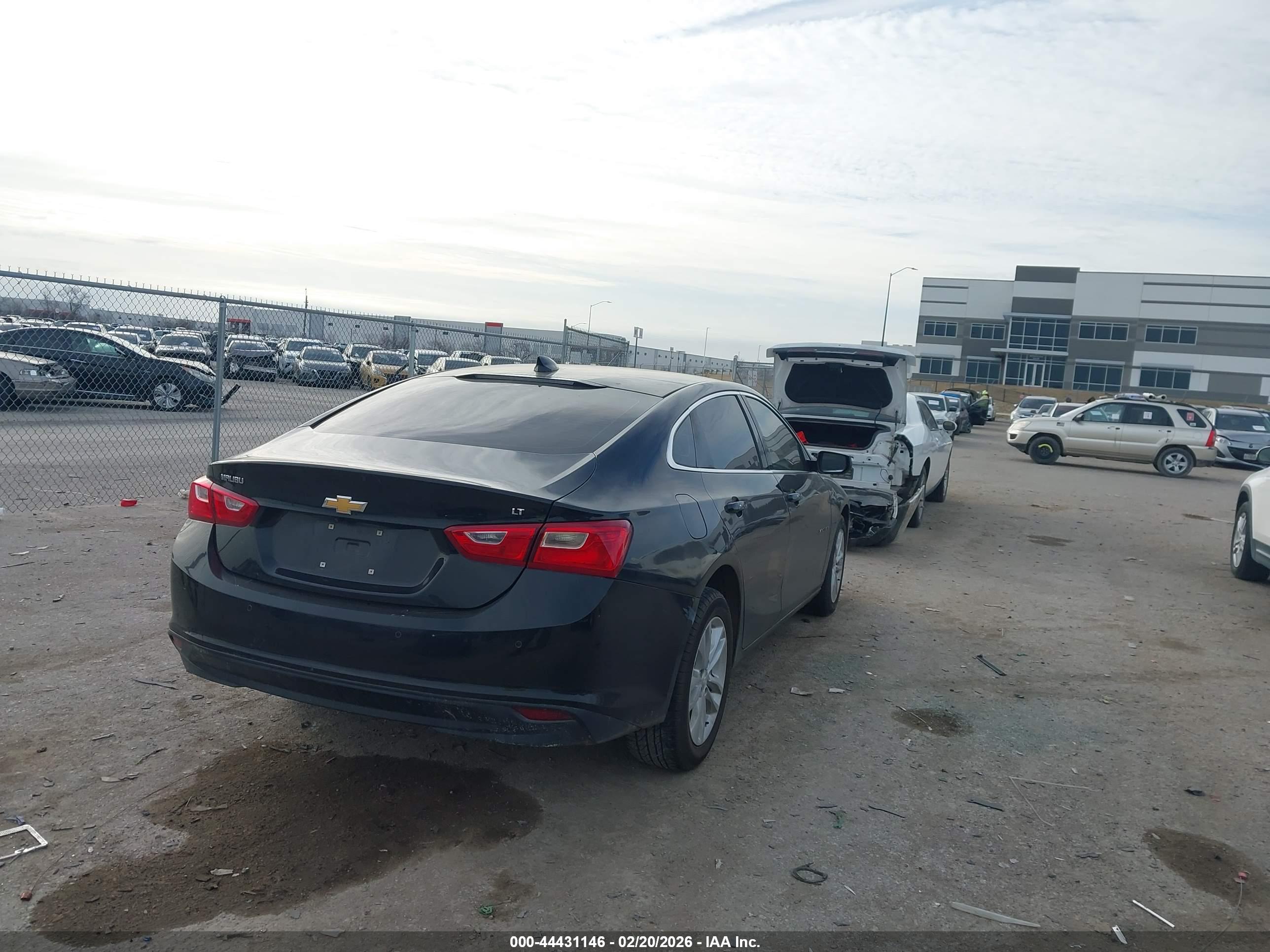 CHEVROLET MALIBU image 4