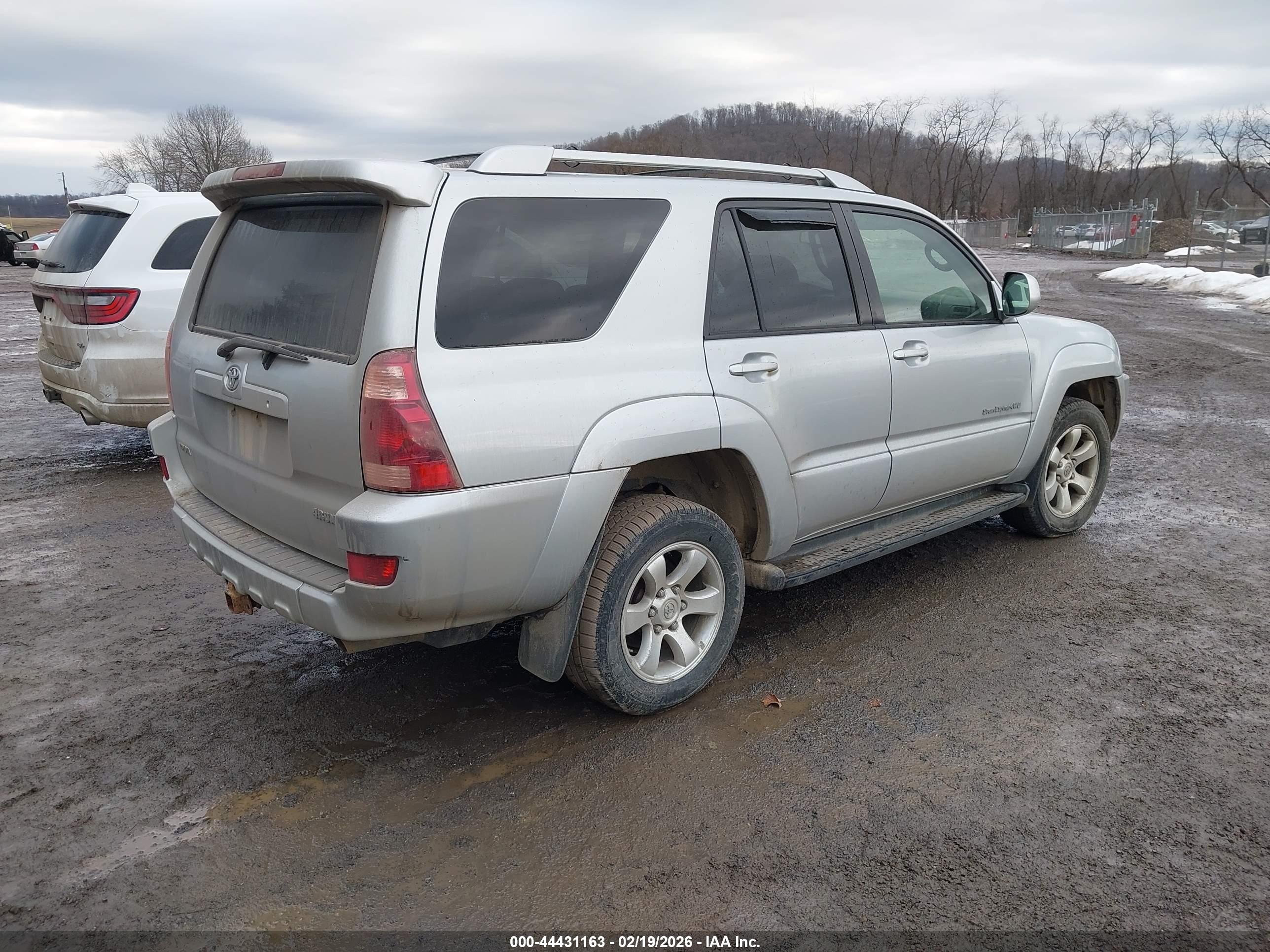 TOYOTA 4RUNNER image 4