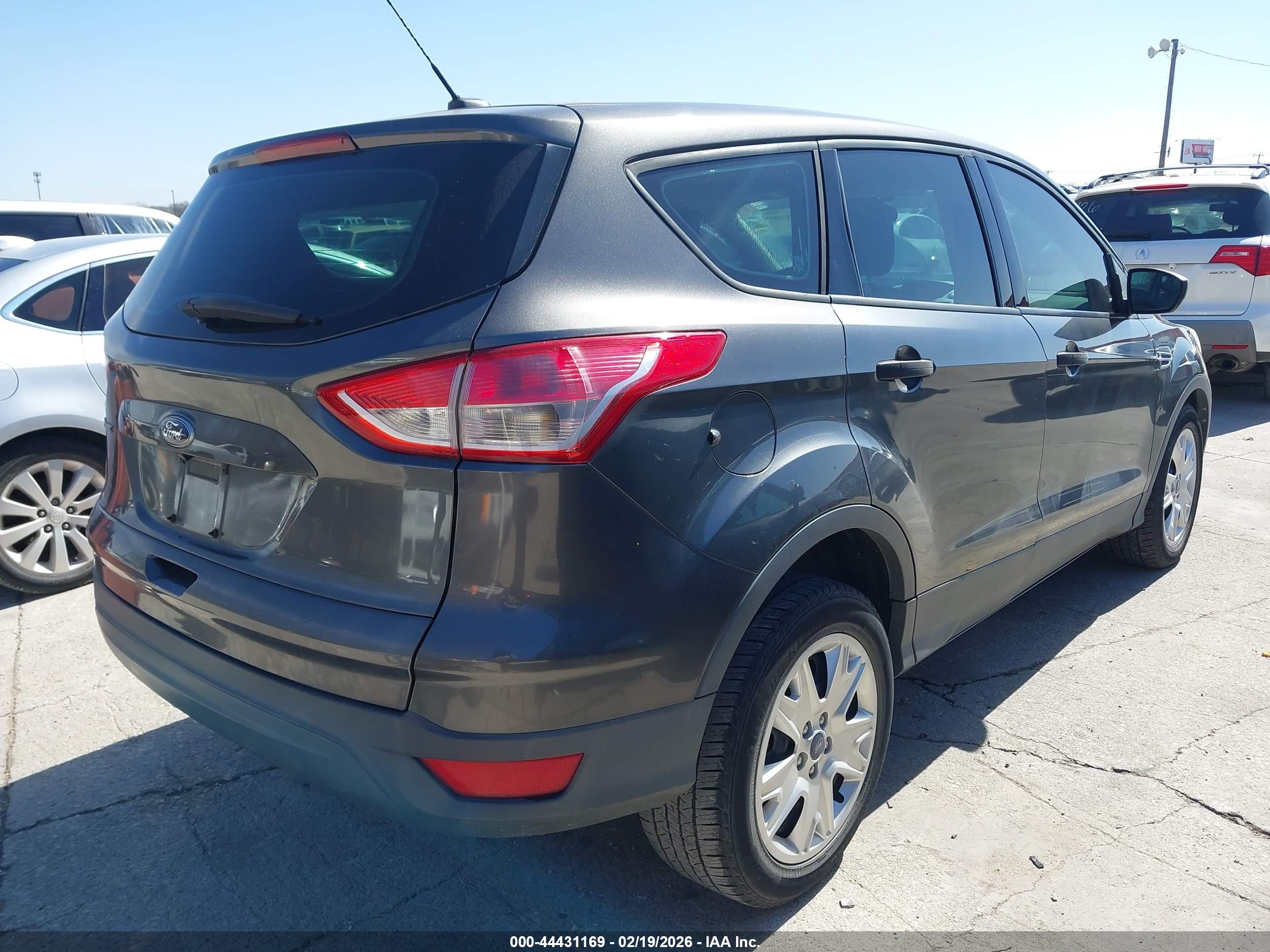 FORD ESCAPE image 4