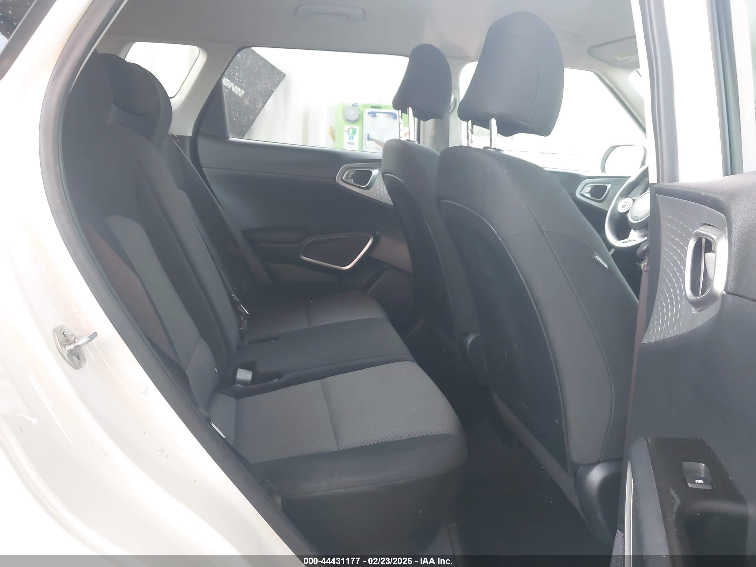 KIA SOUL image 8
