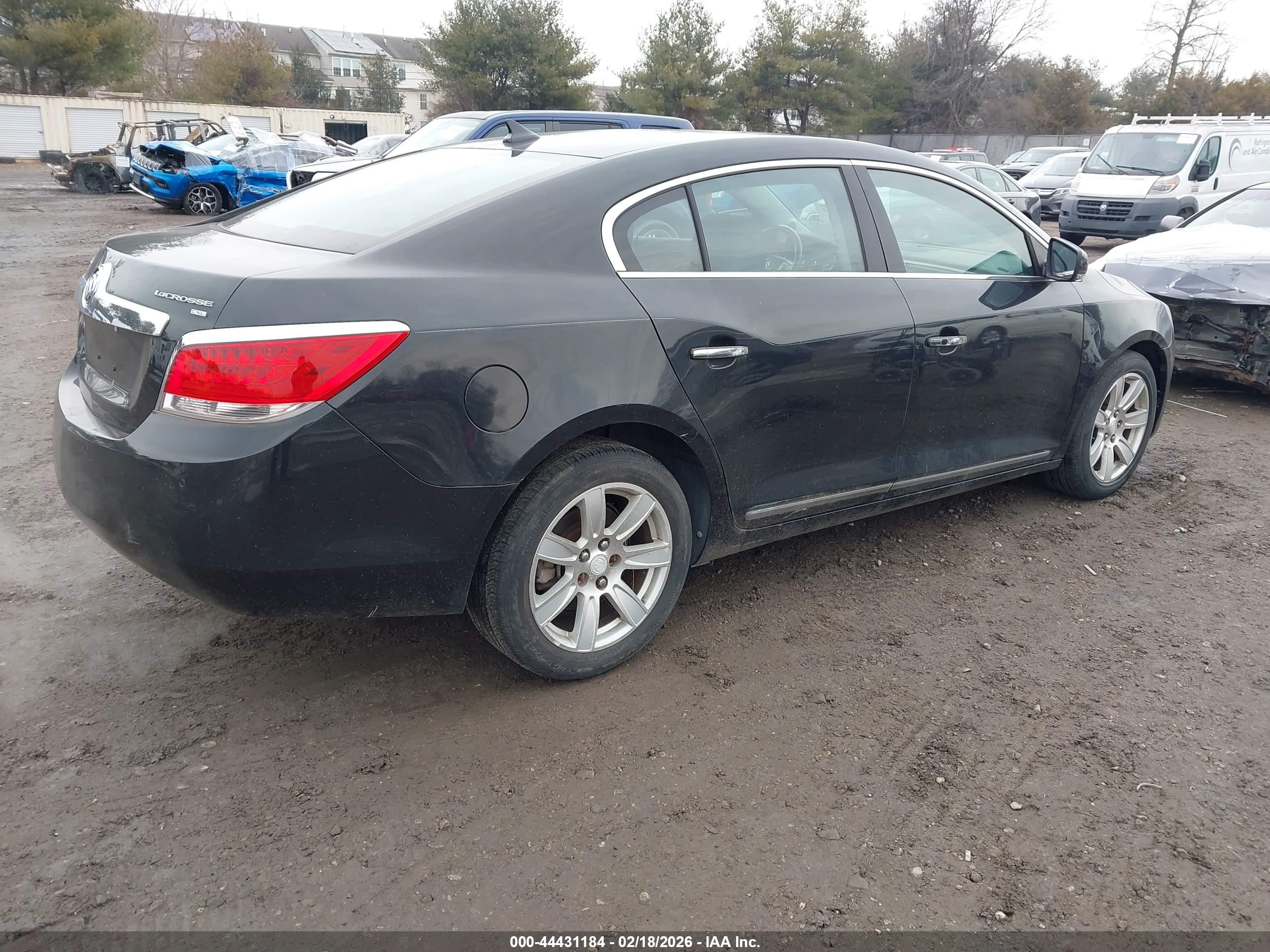 BUICK LACROSSE image 4