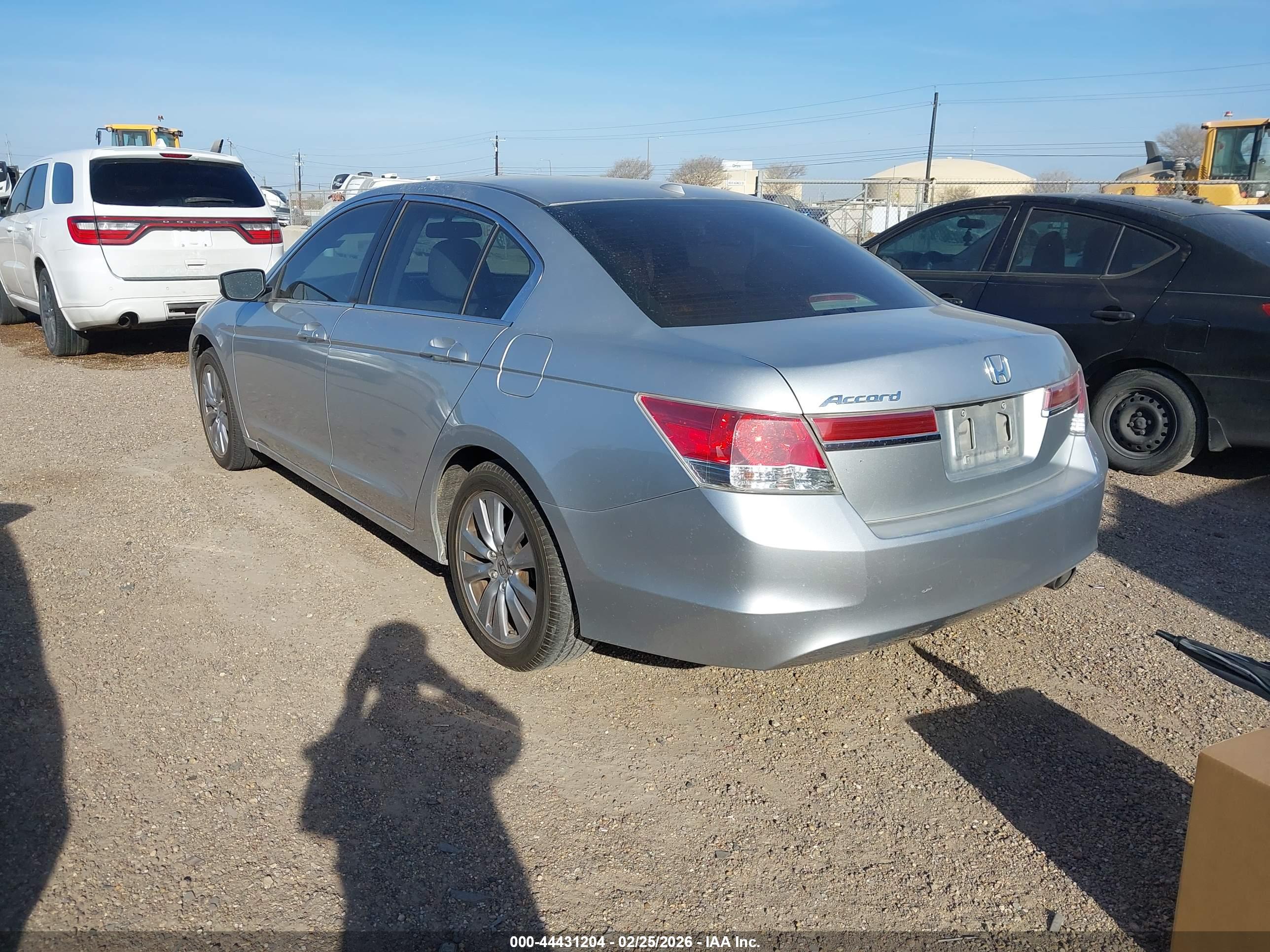 HONDA ACCORD image 3