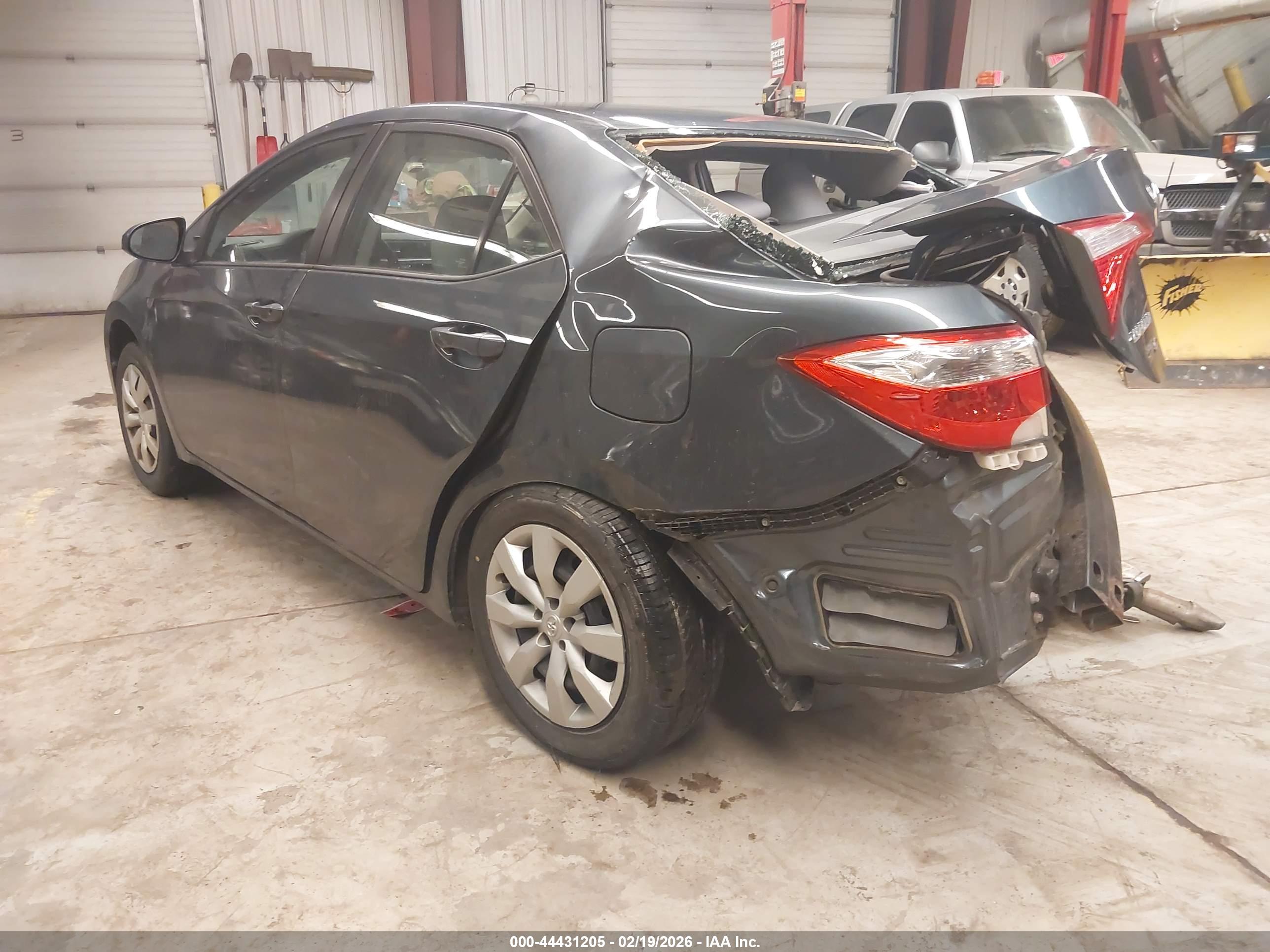 TOYOTA COROLLA image 3