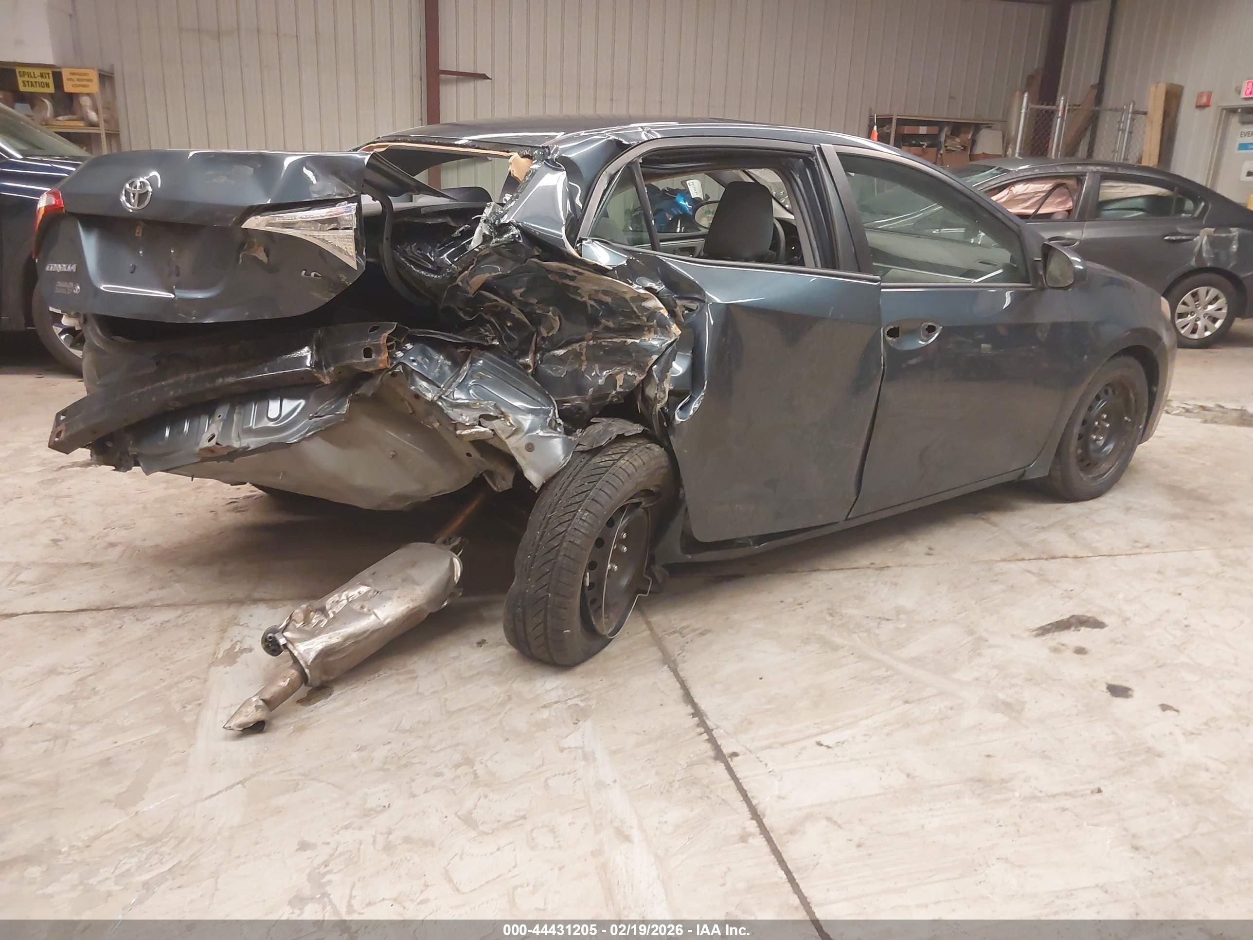TOYOTA COROLLA image 4