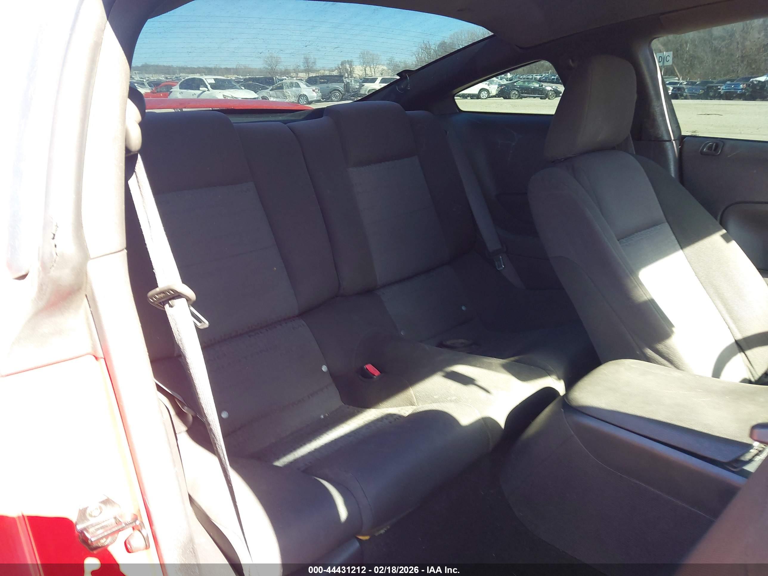 FORD MUSTANG image 8