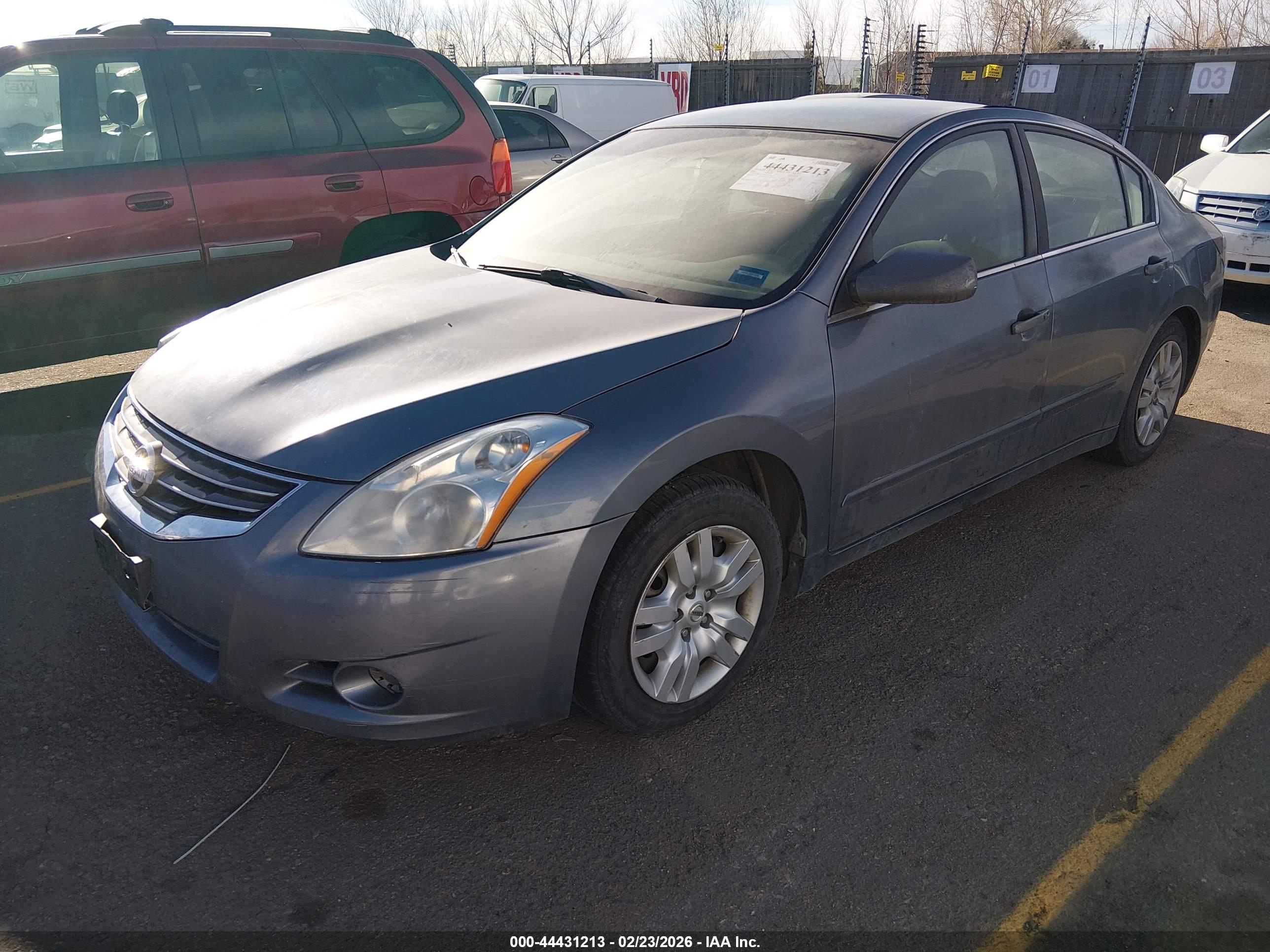 NISSAN ALTIMA image 2