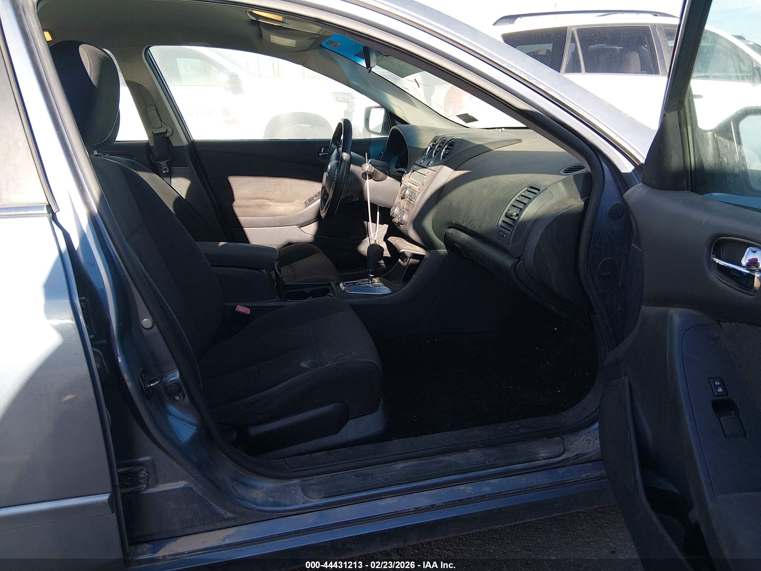 NISSAN ALTIMA image 5