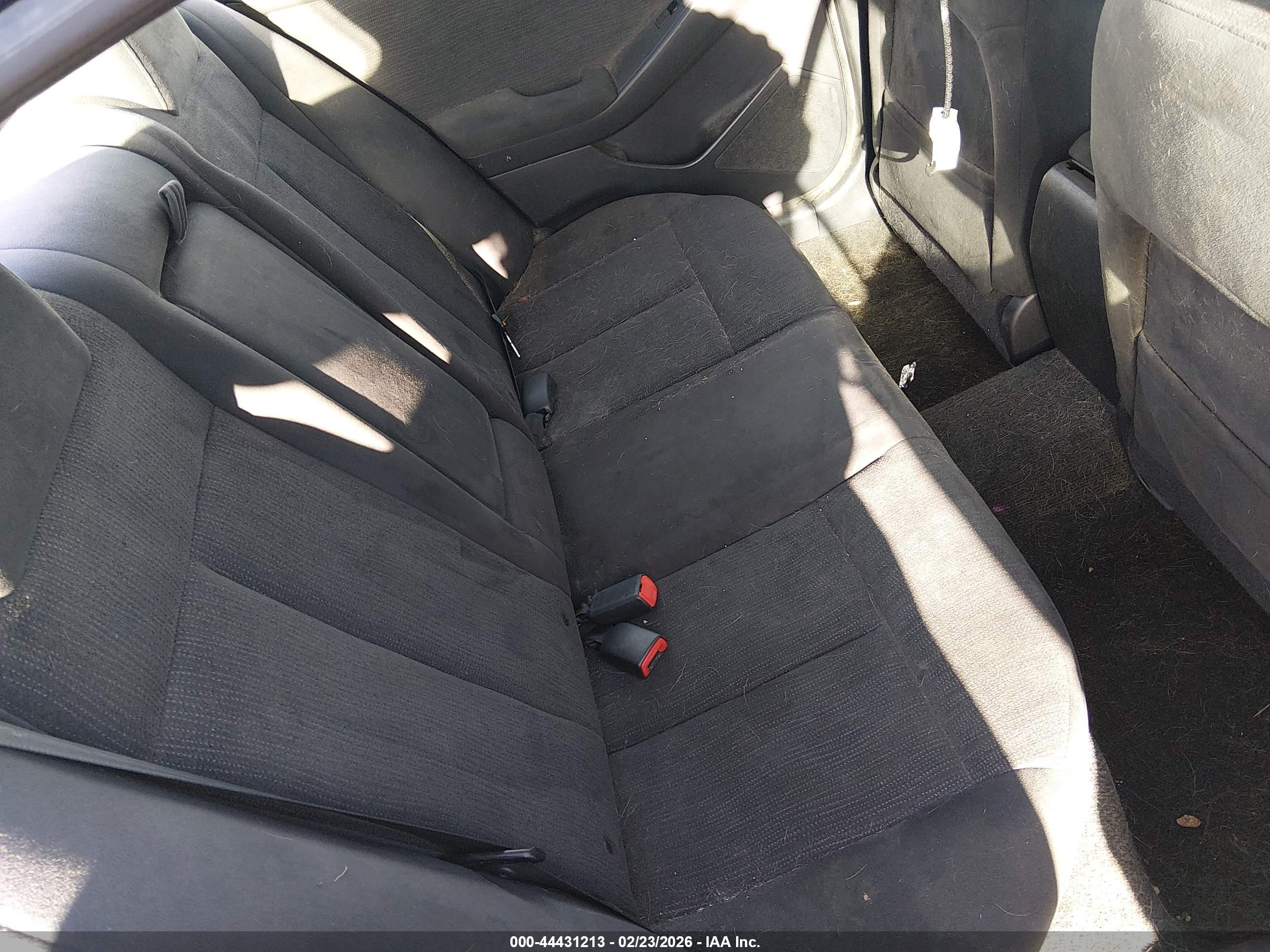 NISSAN ALTIMA image 8