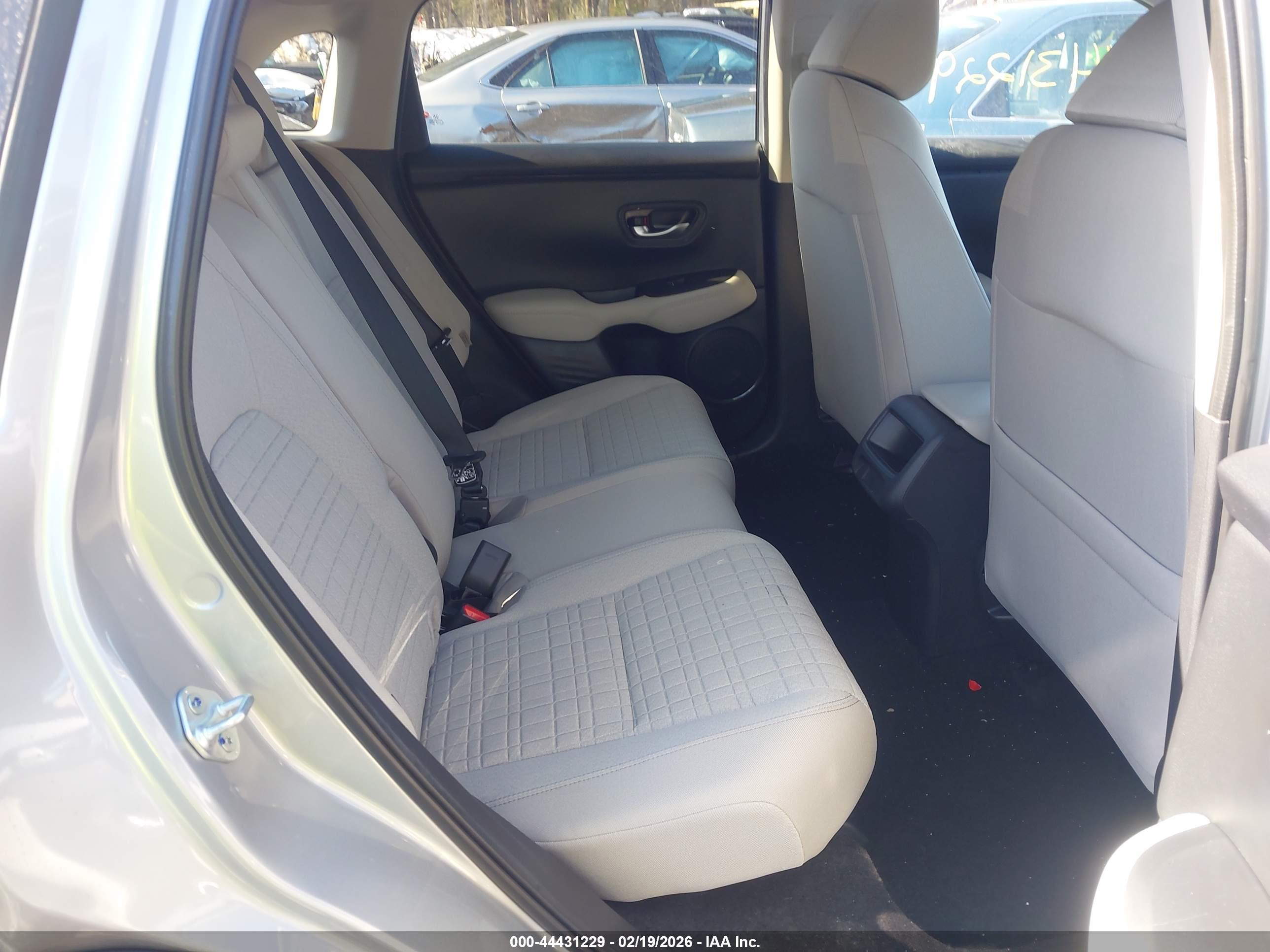 HONDA HR-V image 8