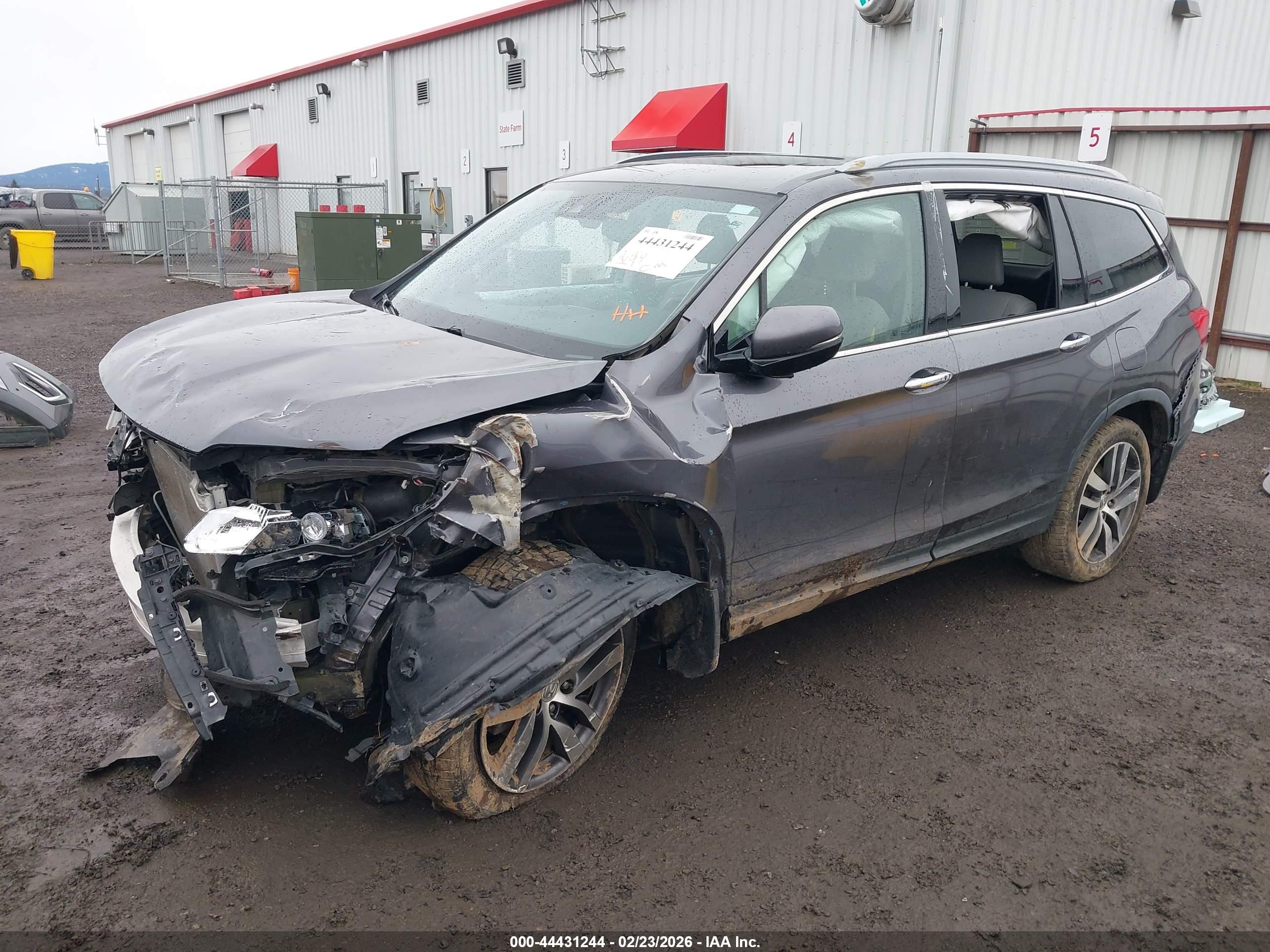 HONDA PILOT image 2