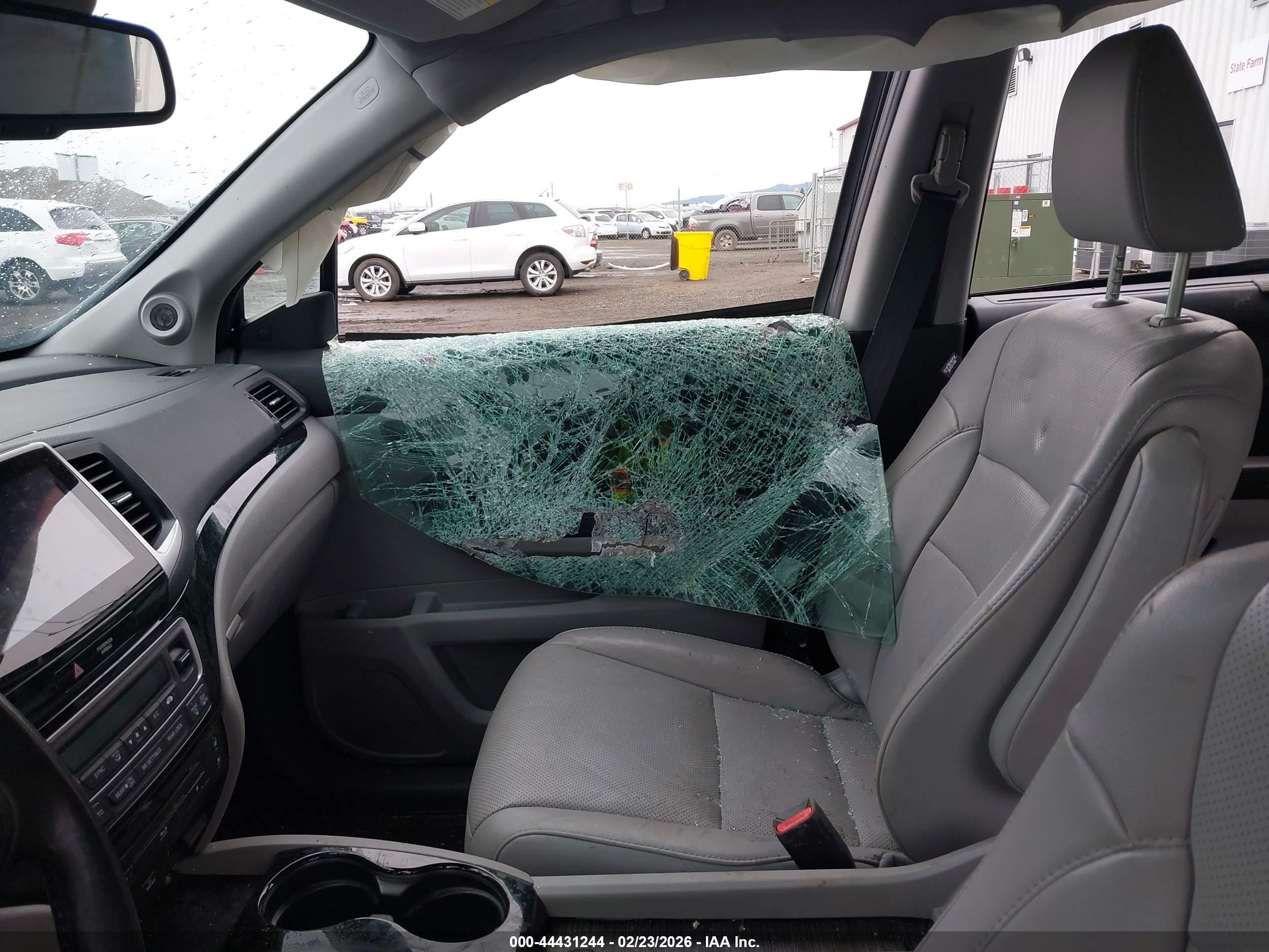 HONDA PILOT image 5