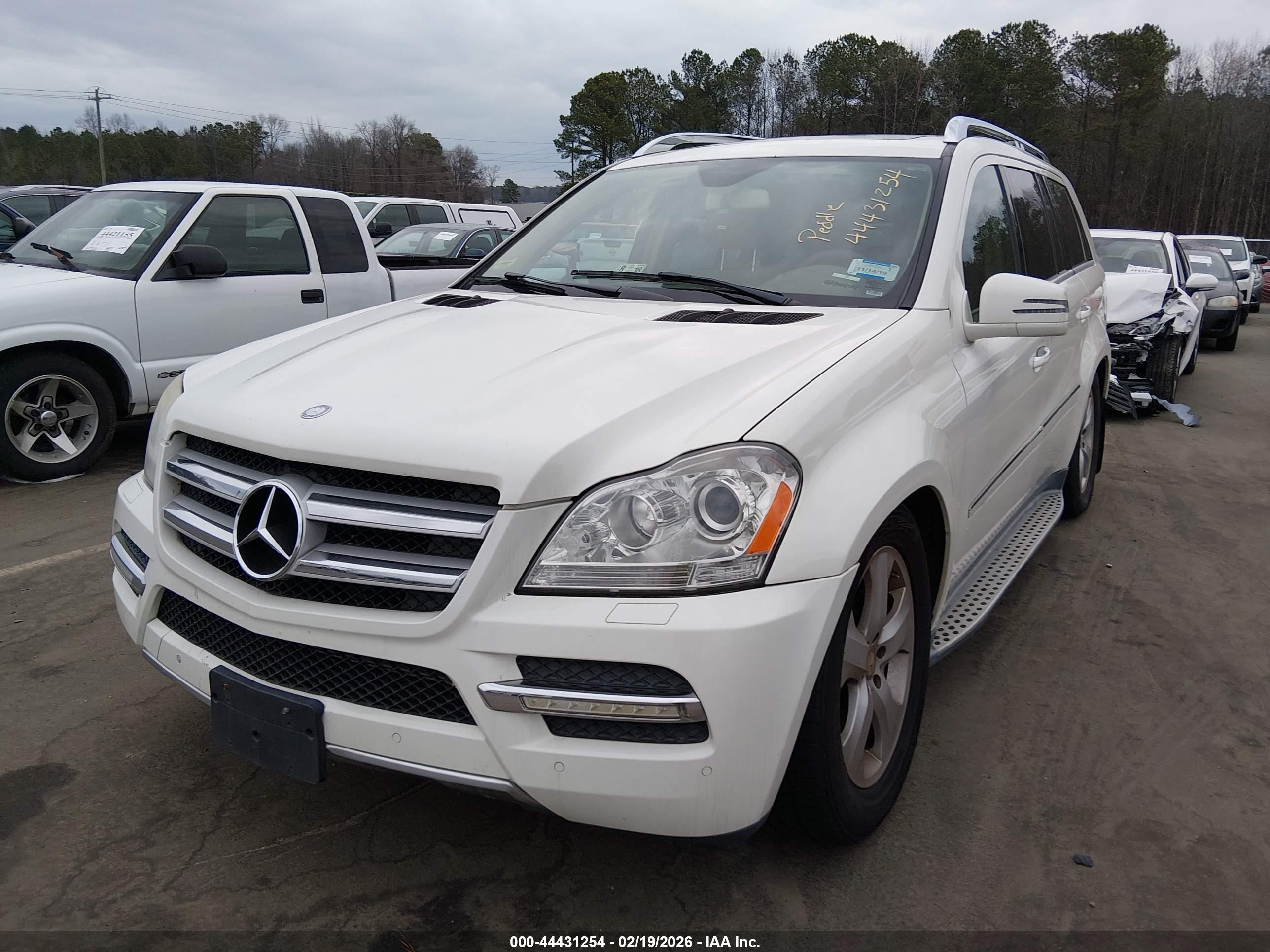 MERCEDES-BENZ GL image 6