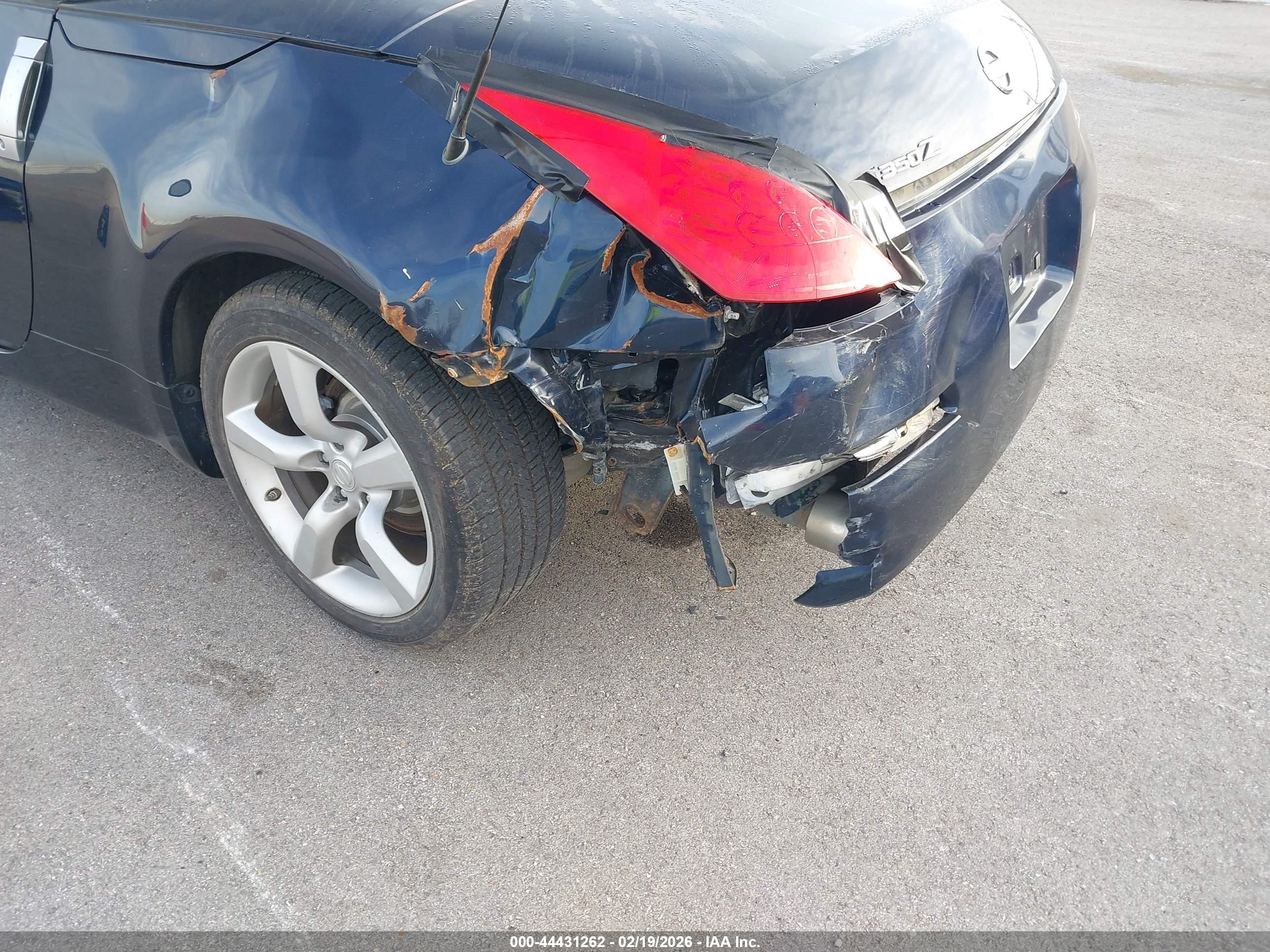 NISSAN 350Z image 6