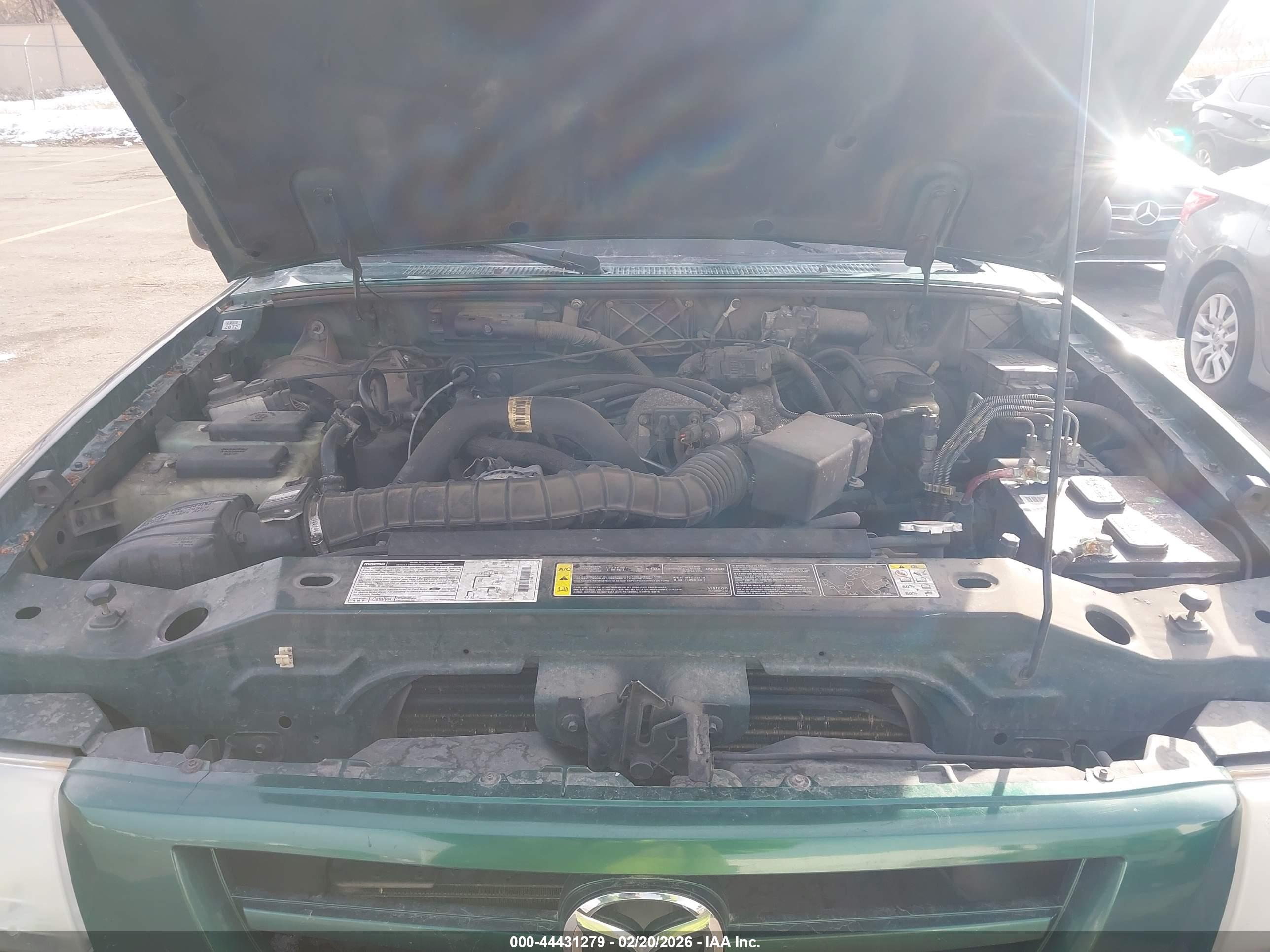 MAZDA B3000 image 10