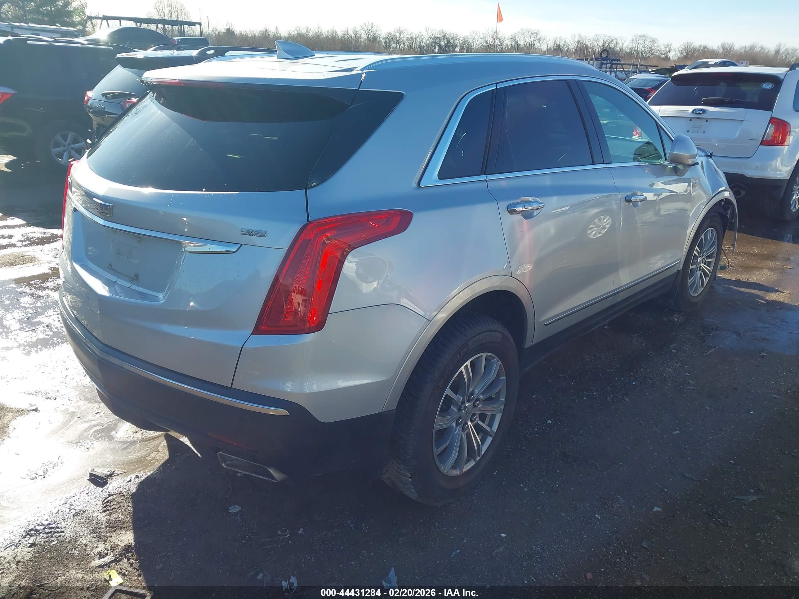 CADILLAC XT5 image 4
