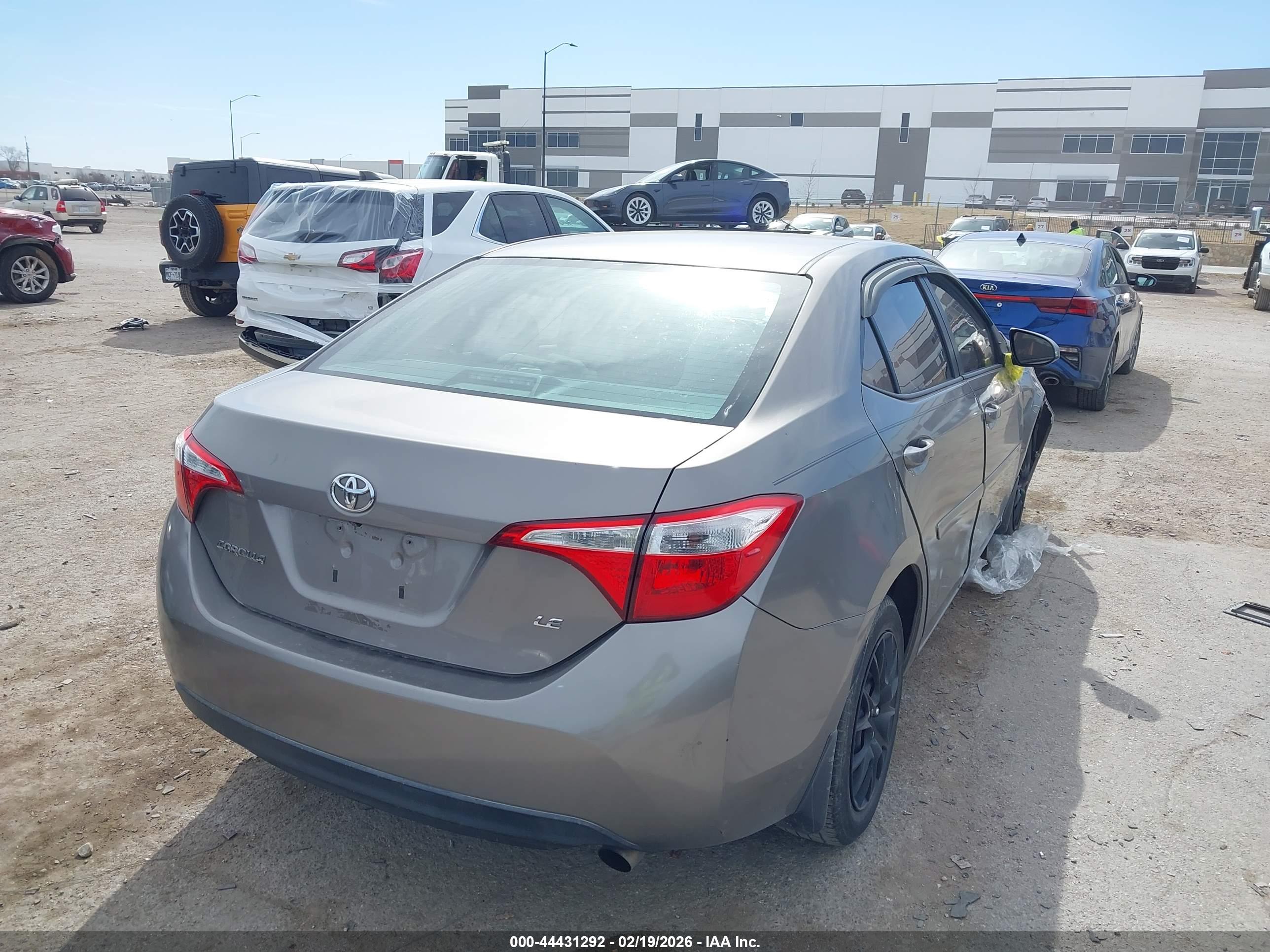 TOYOTA COROLLA image 4