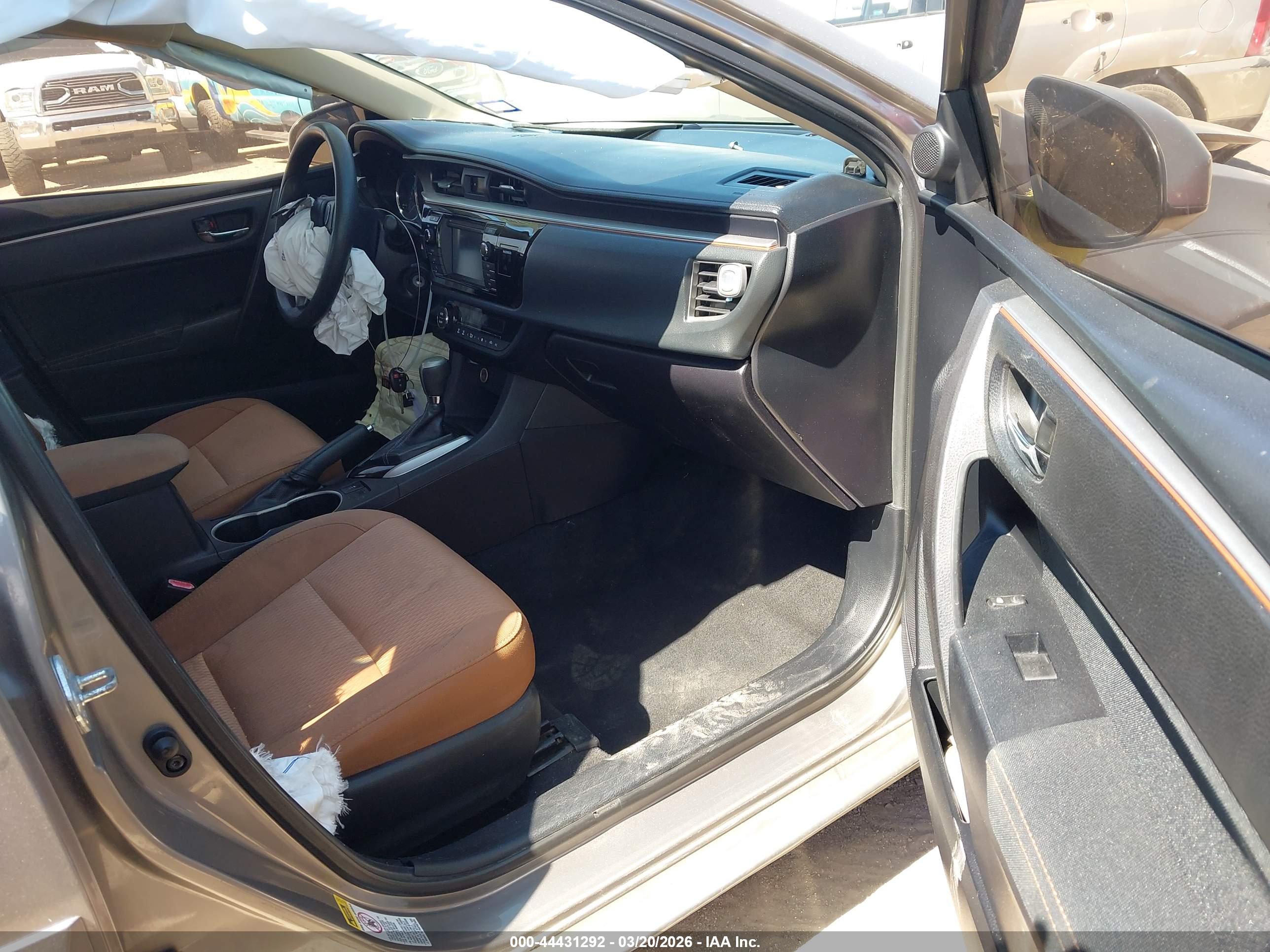 TOYOTA COROLLA image 5
