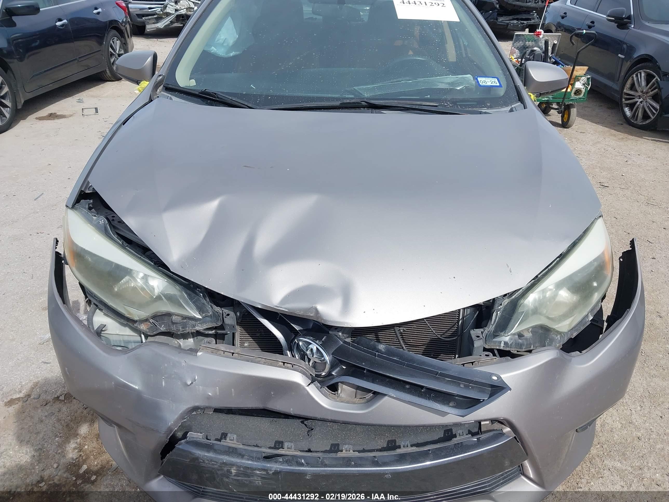 TOYOTA COROLLA image 6