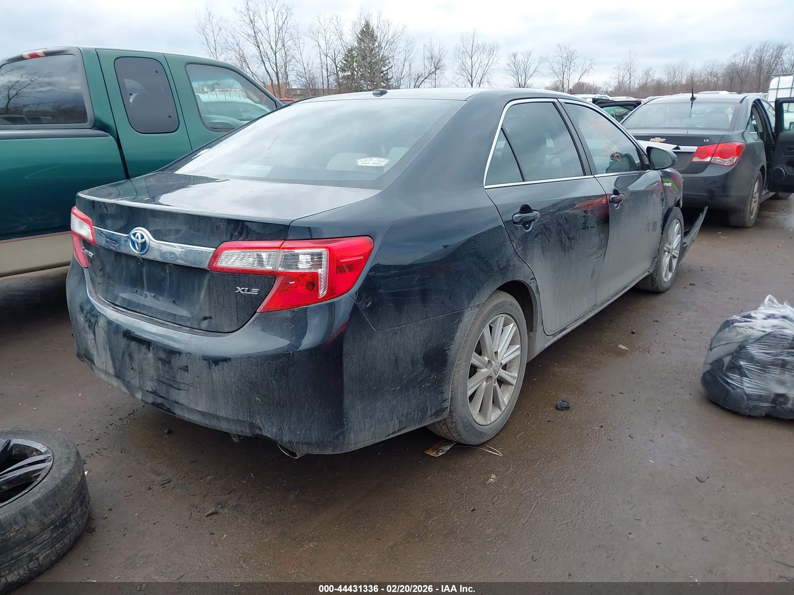 TOYOTA CAMRY image 4