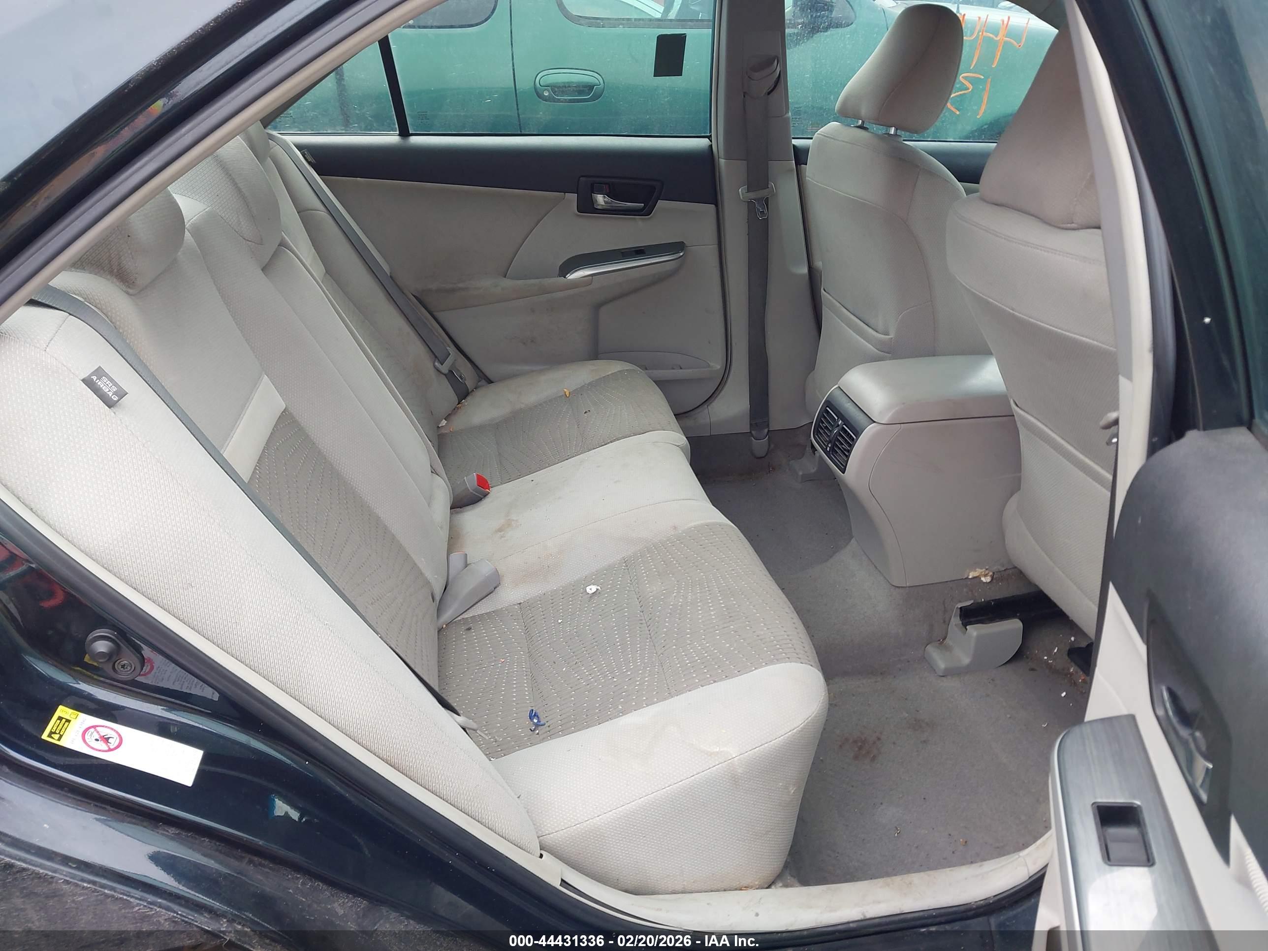 TOYOTA CAMRY image 8
