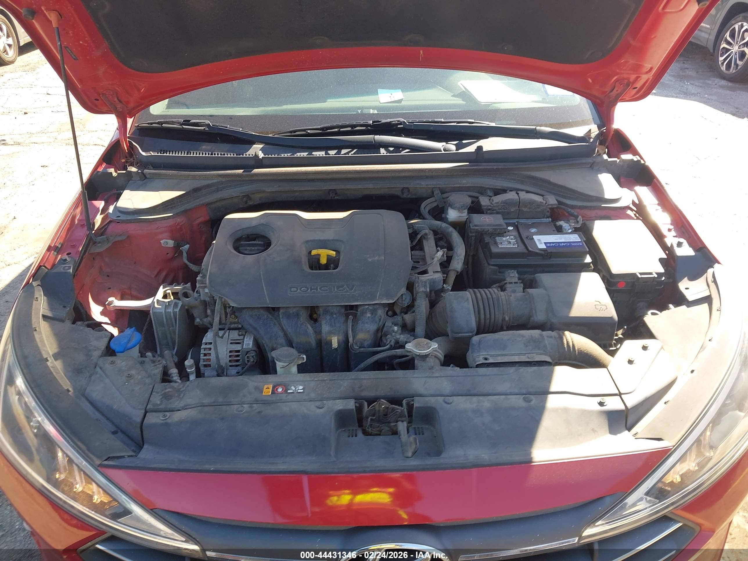 HYUNDAI ELANTRA image 10