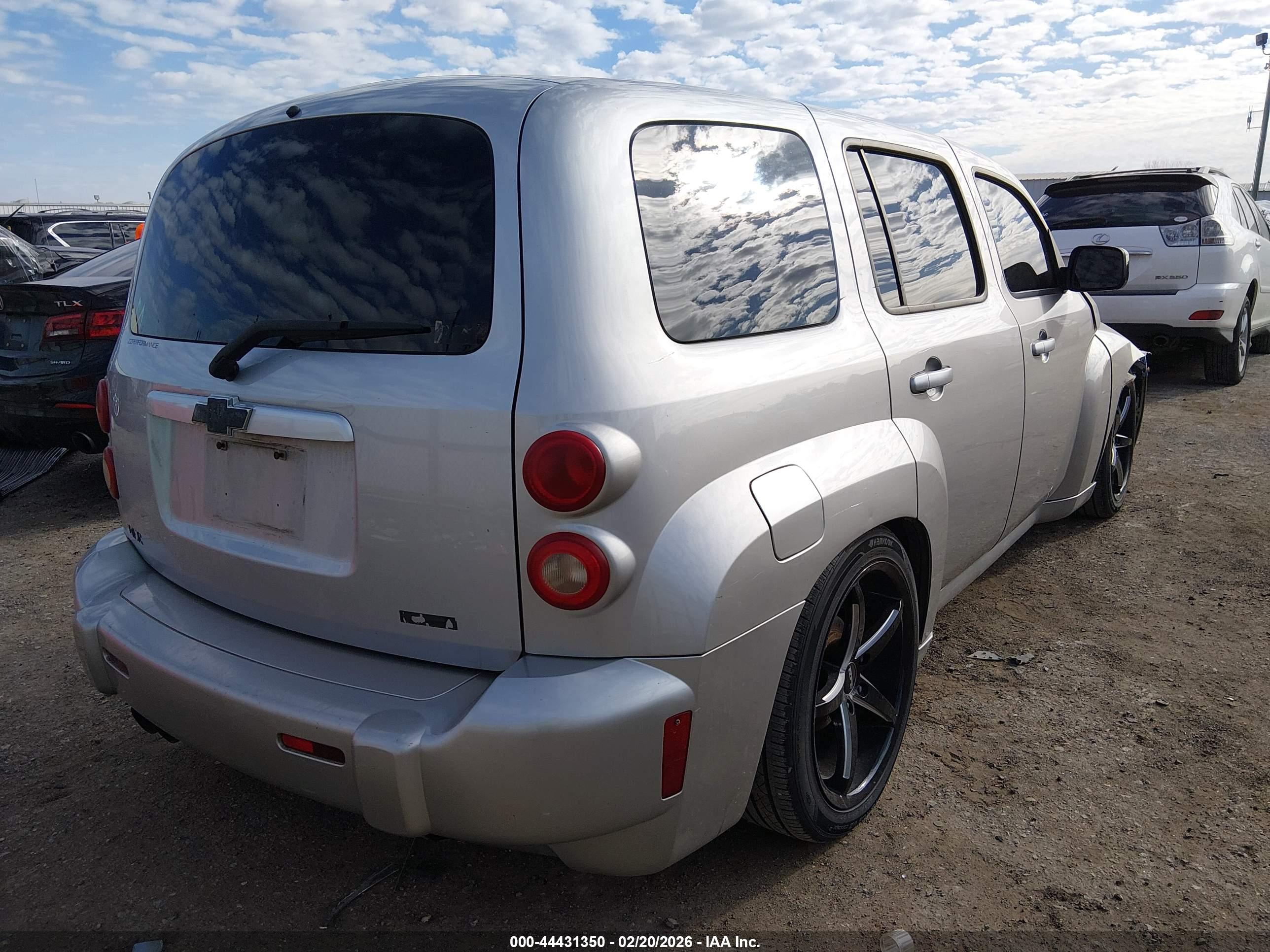 CHEVROLET HHR image 4