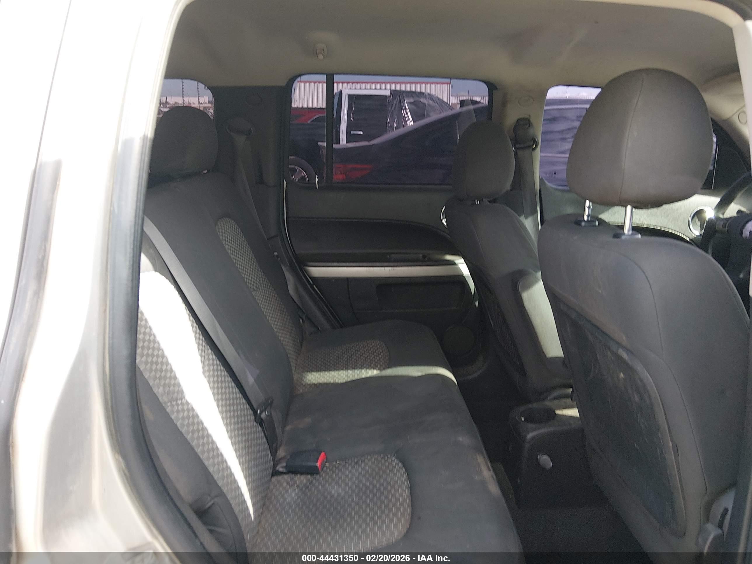 CHEVROLET HHR image 8