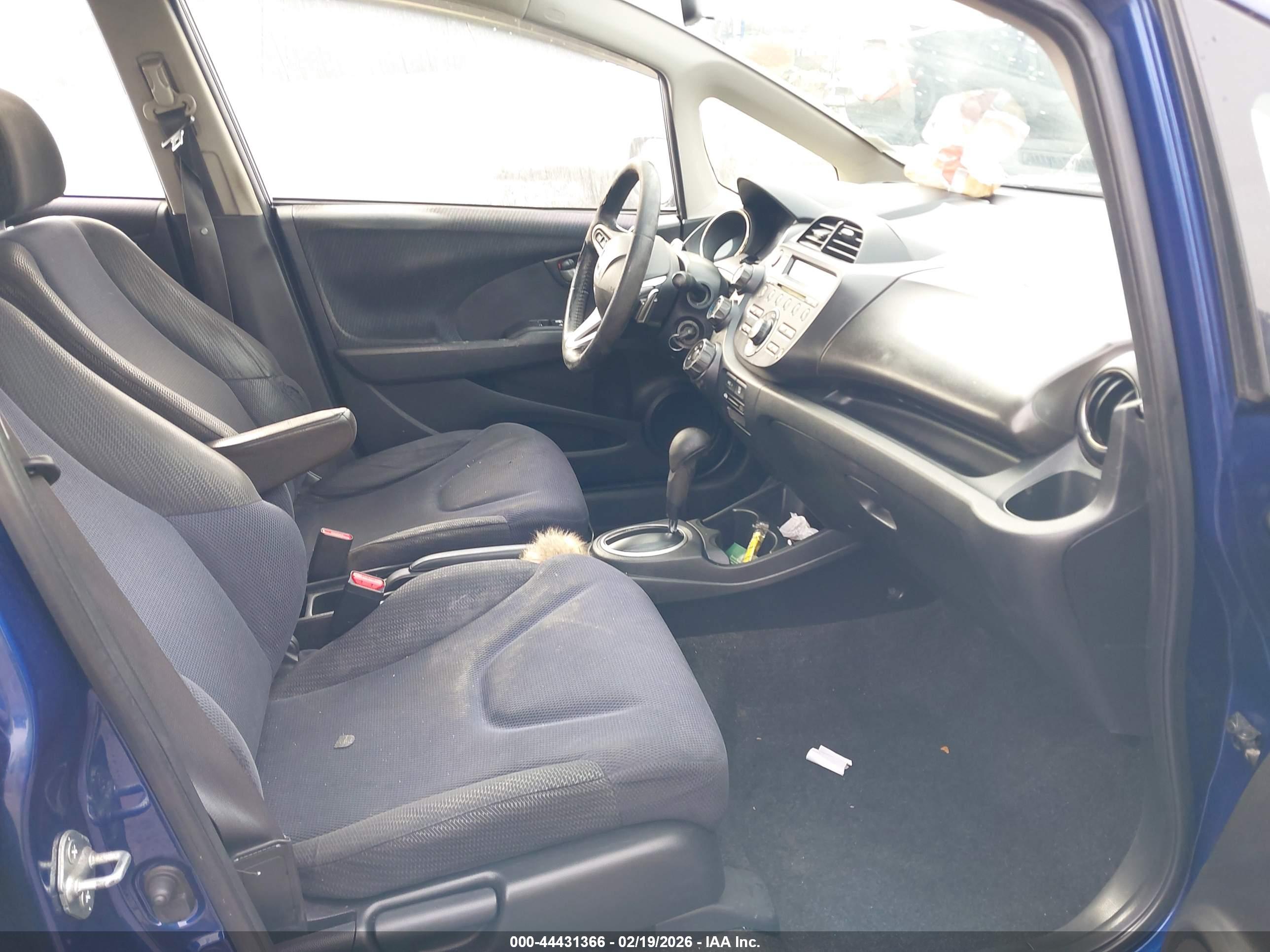HONDA FIT image 5